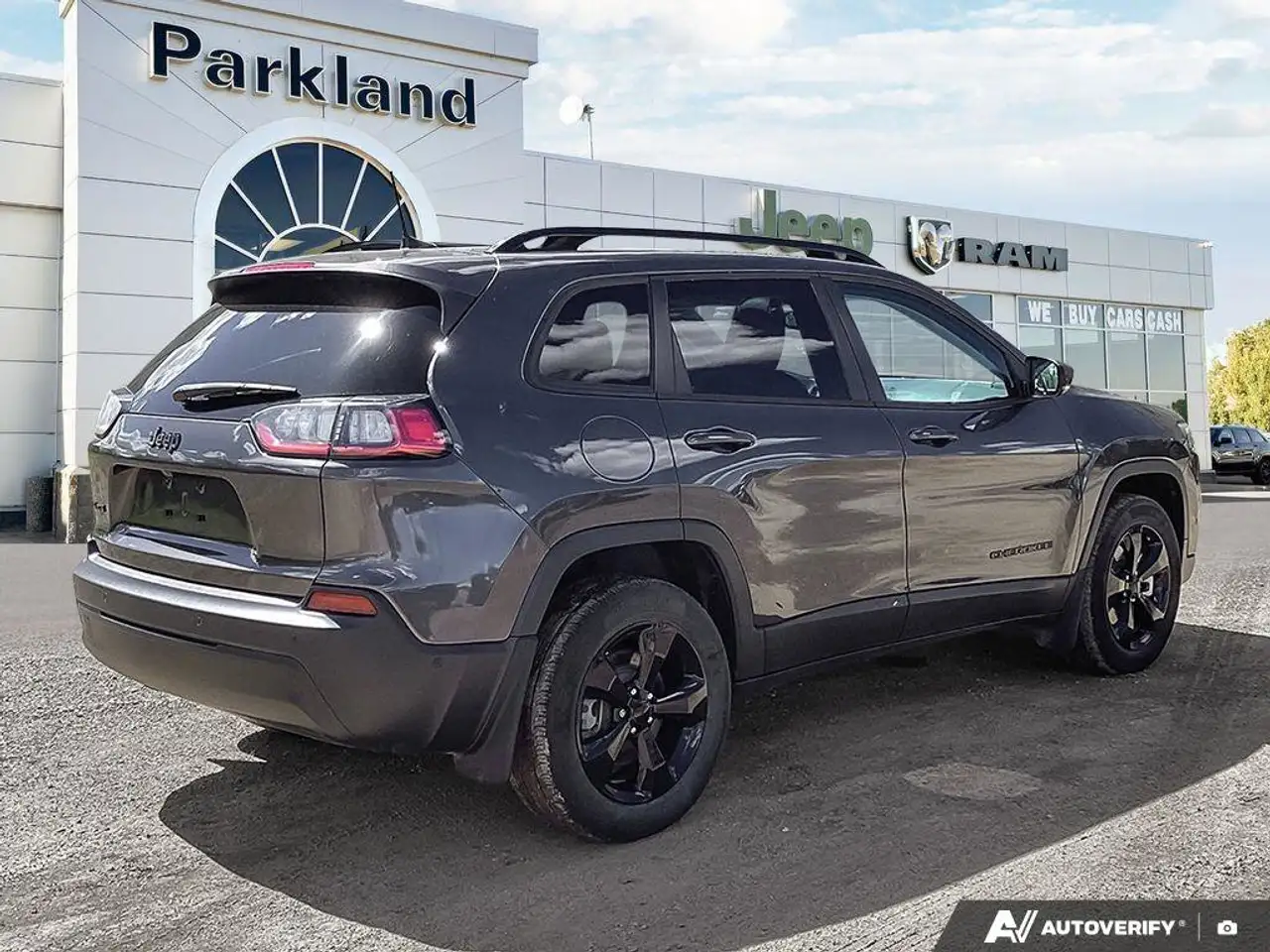 Jeep Cherokee снимка Jeep Cherokee