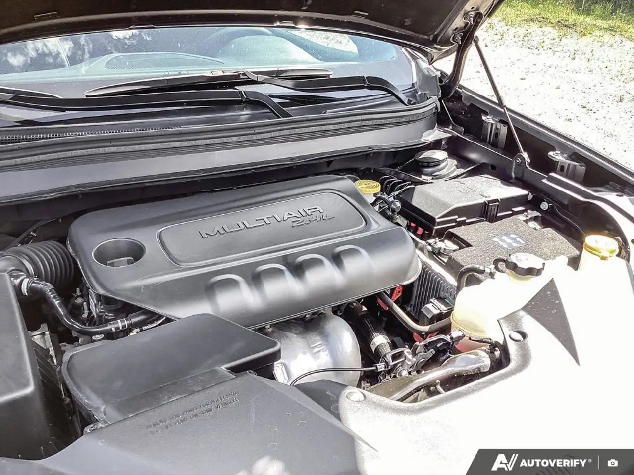 Jeep Cherokee снимка Jeep Cherokee