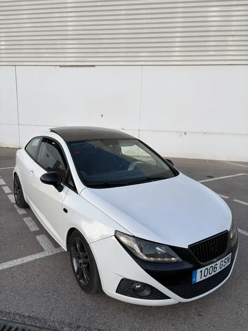 SEAT Ibiza SC 1.6 Sport - 1