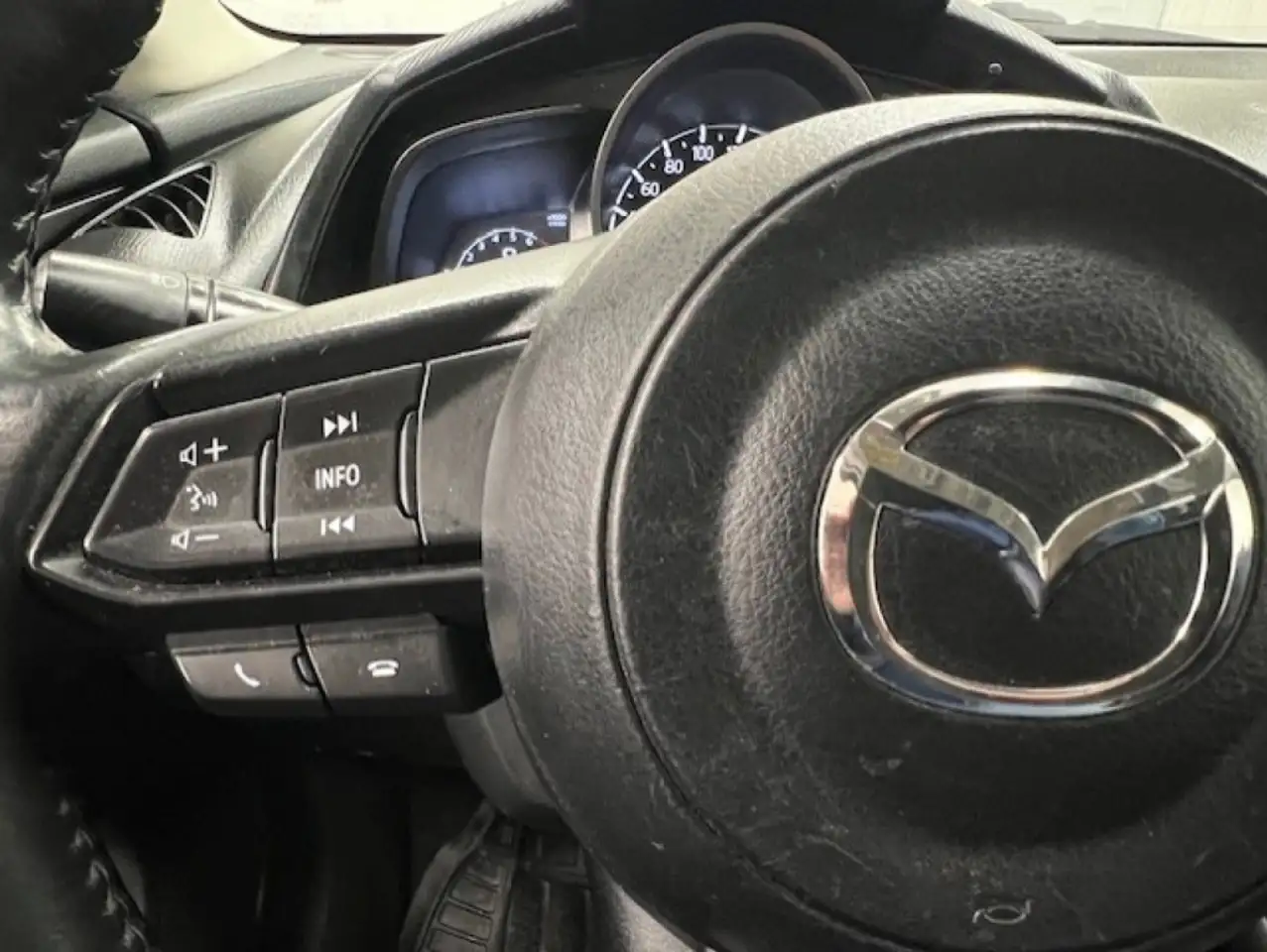 Mazda CX-3 снимка Mazda CX-3
