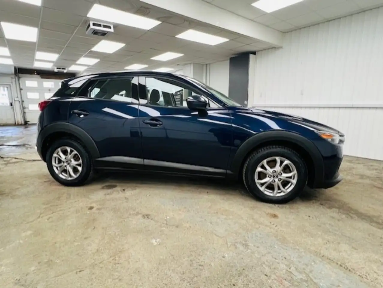 Mazda CX-3 снимка Mazda CX-3