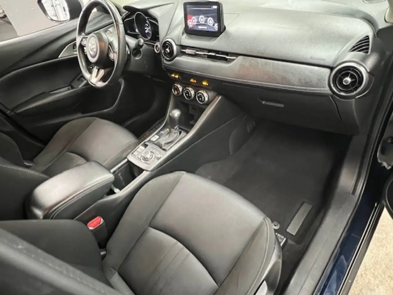 Mazda CX-3 снимка Mazda CX-3