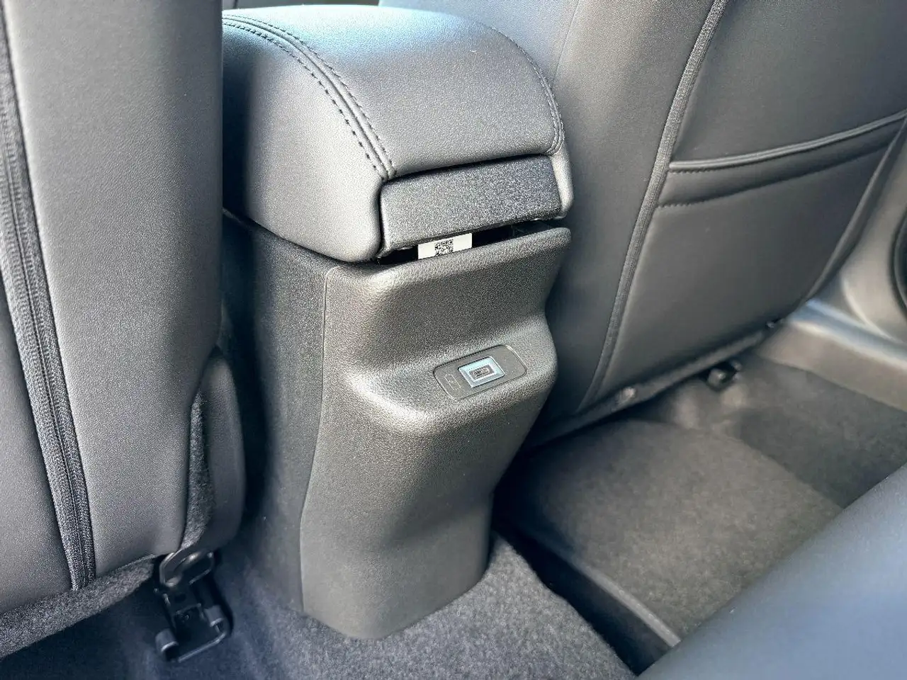 Jeep Avenger 2026 — фото 14