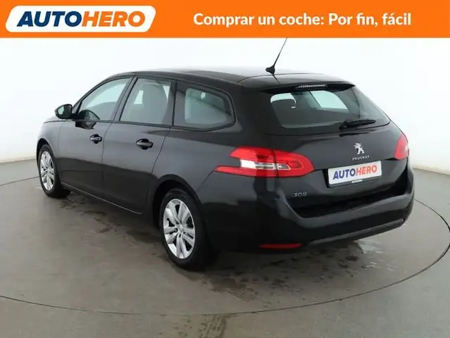 Peugeot 308 view 4