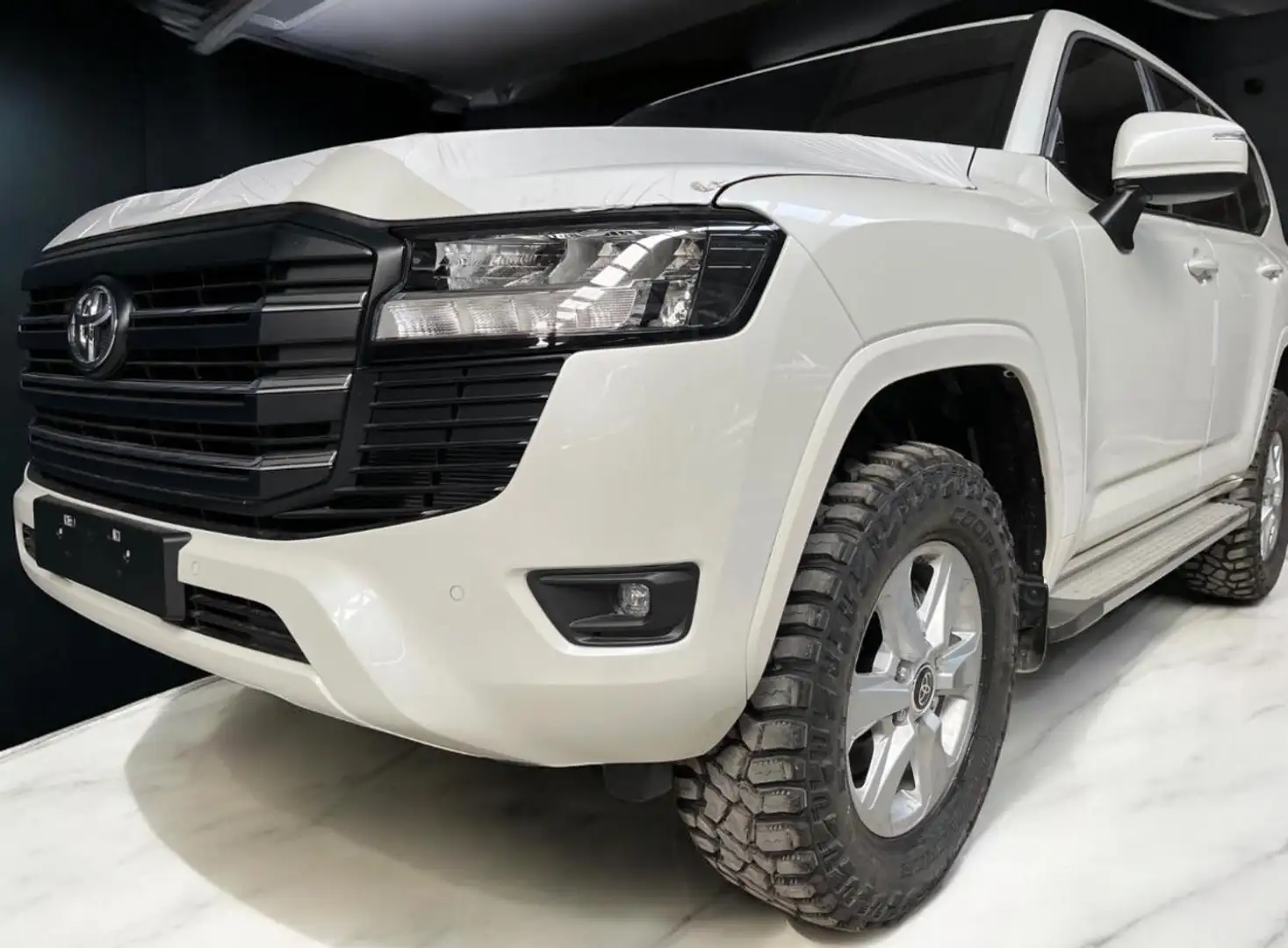 Toyota Land Cruiser 300 3.3 V6 7 POSTI CORAZZATO B6 / VR7 NUOVO Weiß - 1