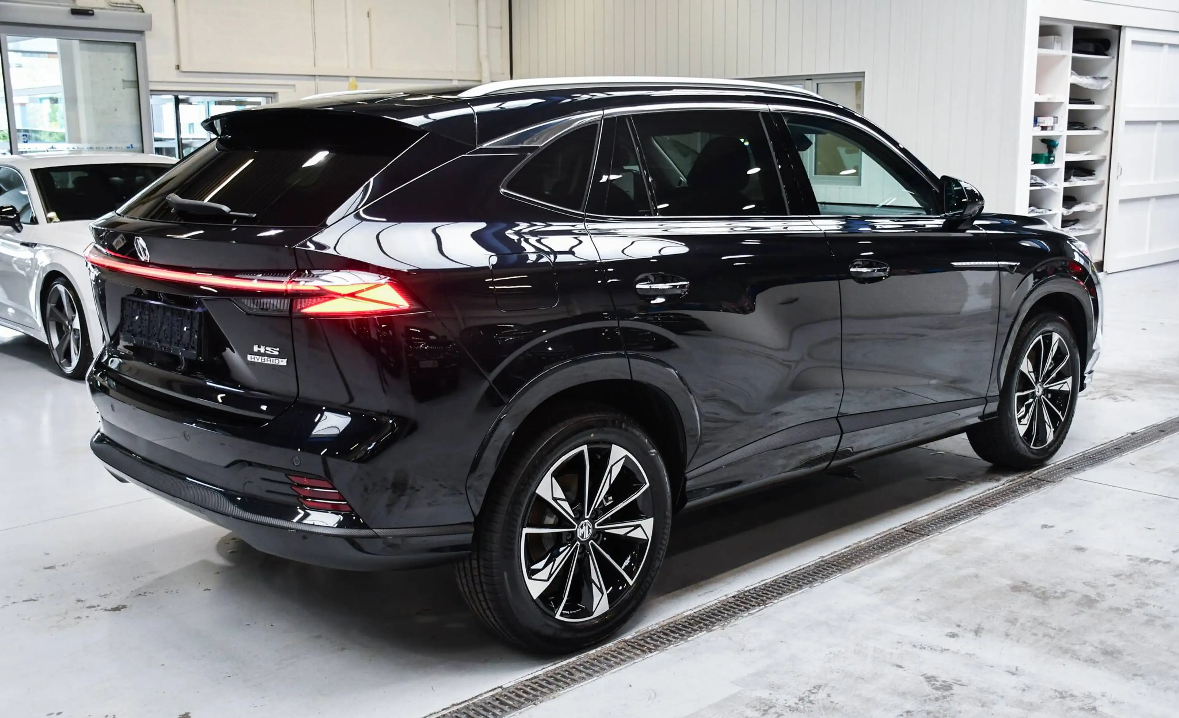 MG HS HS Hybrid  1.5 Turbo Luxury - NAVIGATIE / 360 CAMERA / SMARTLINK / ACC / BLIS — photo 3