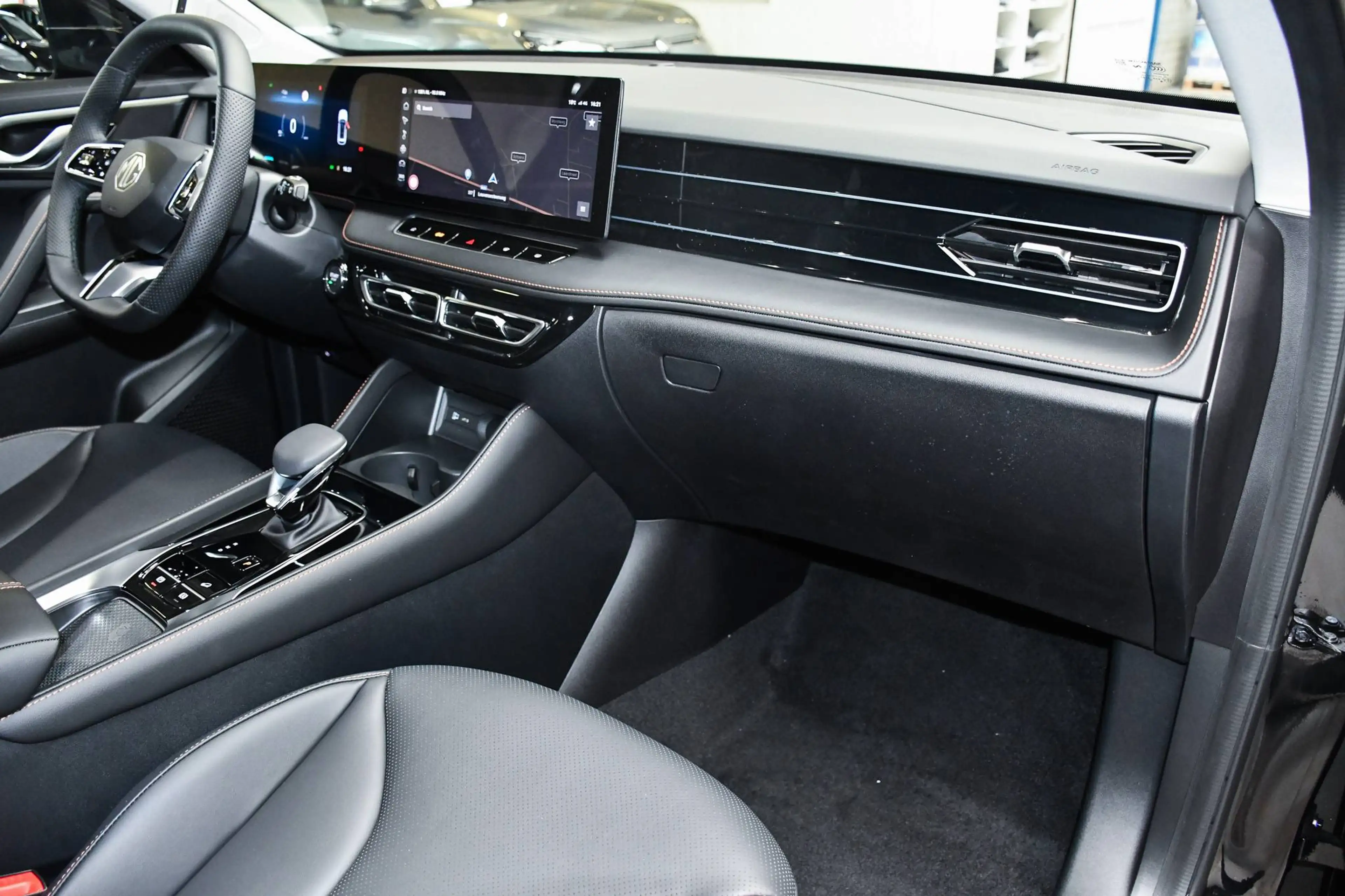 MG HS HS Hybrid  1.5 Turbo Luxury - NAVIGATIE / 360 CAMERA / SMARTLINK / ACC / BLIS — photo 7
