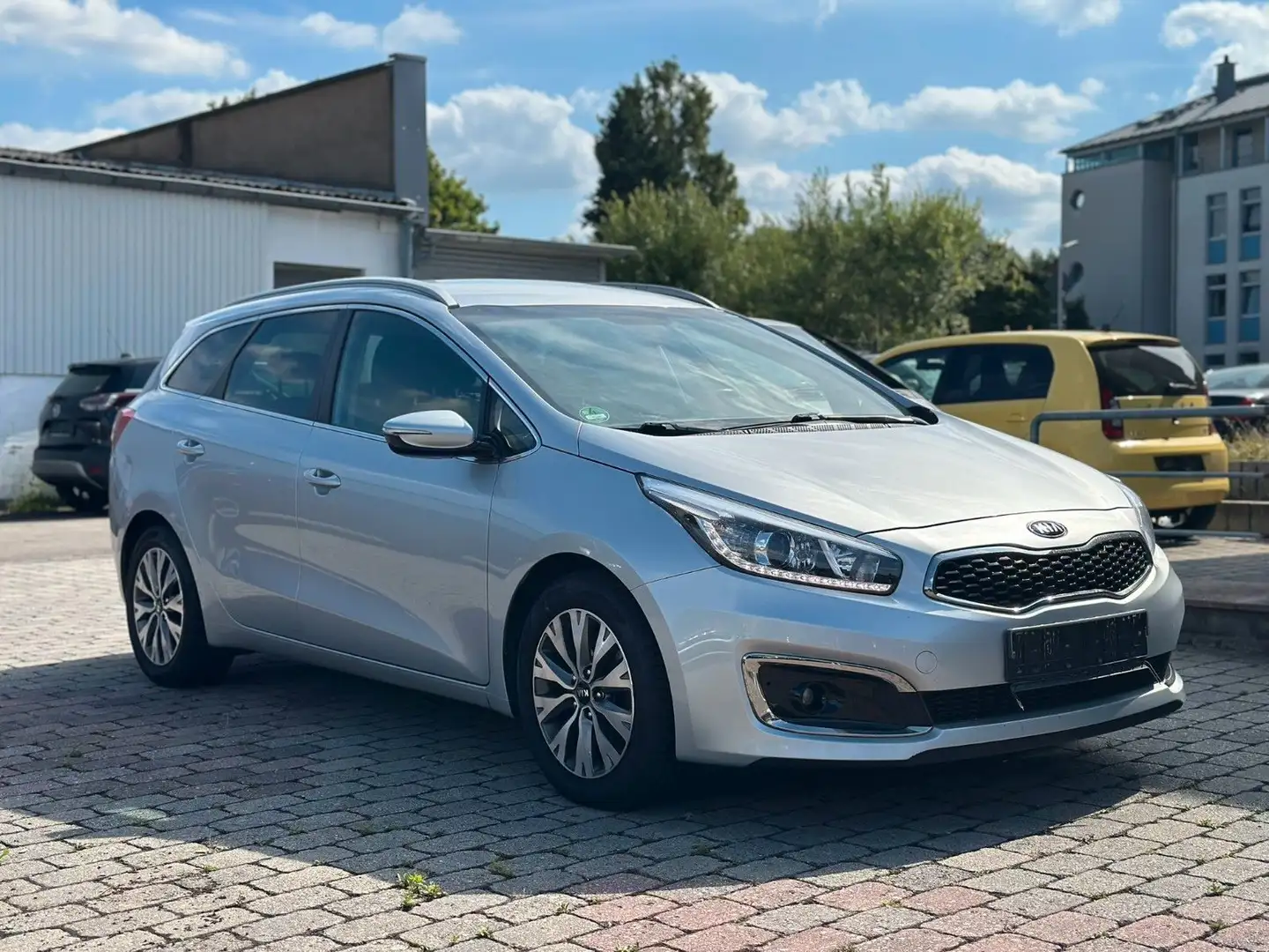 Kia Ceed SW / cee'd SW Kamera*Navi*2-Zonen-Klima* Argintiu - 1