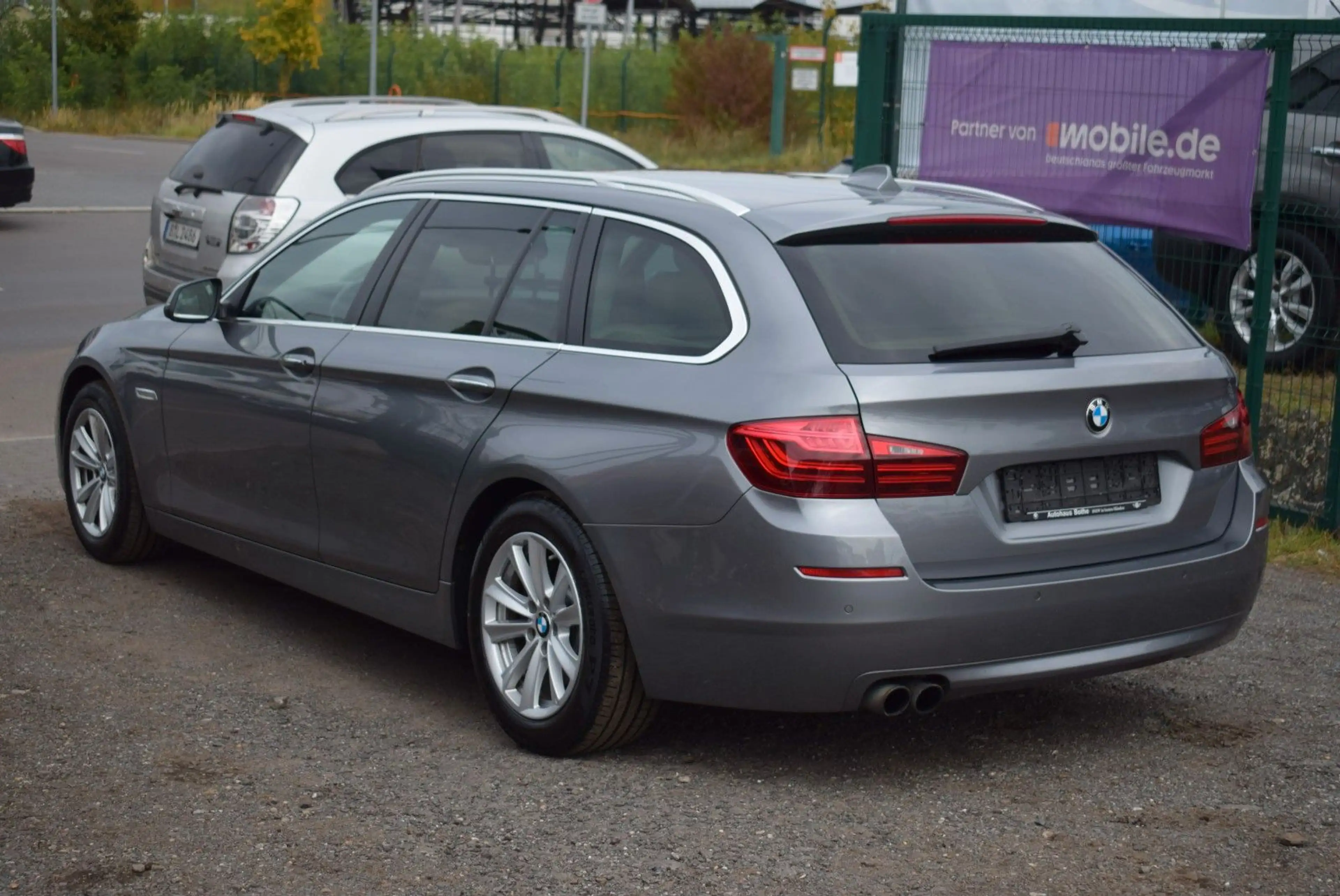 BMW 528 5 Touring 528 i xDrive Luxury Line — photo 6