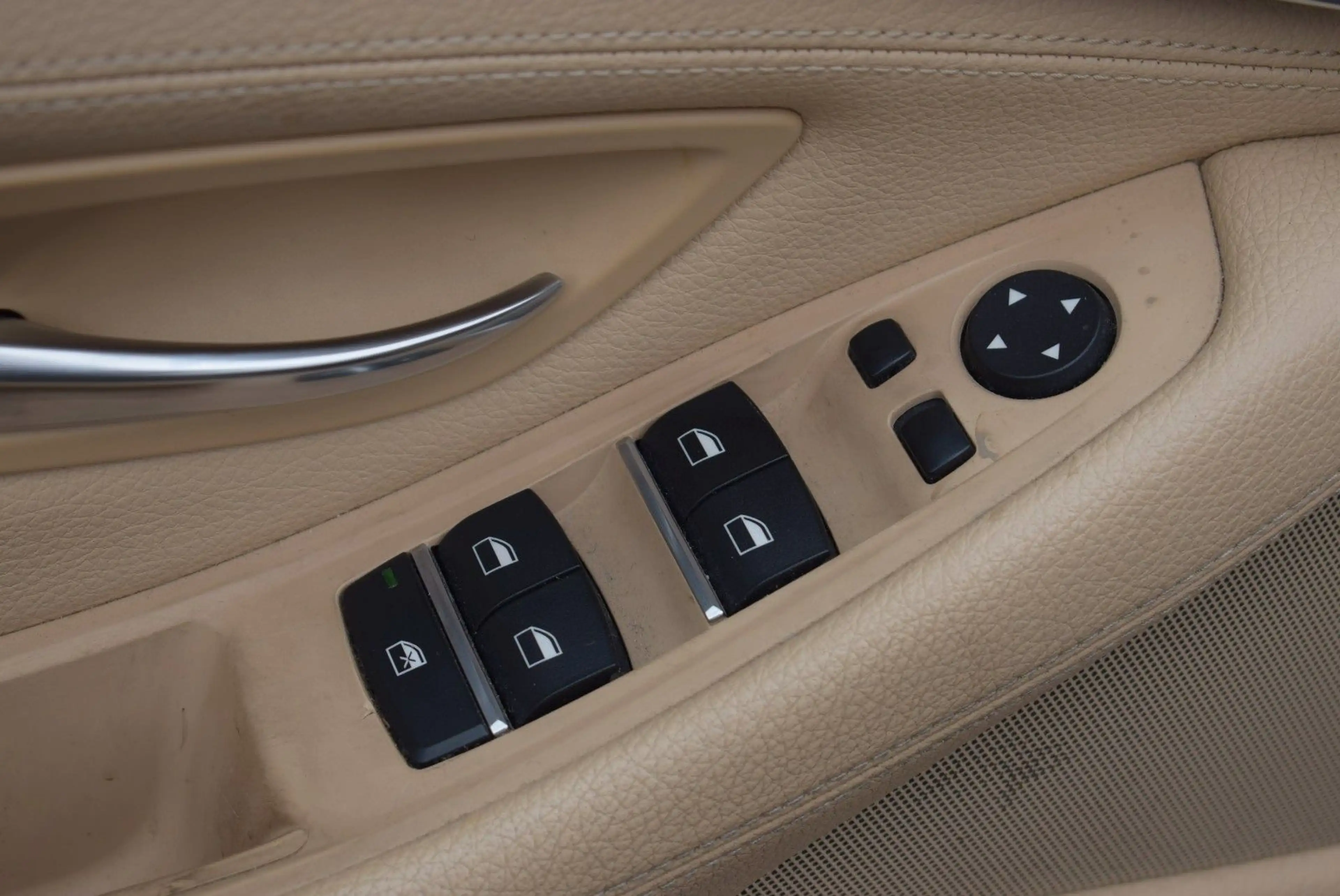 BMW 528 5 Touring 528 i xDrive Luxury Line — photo 15