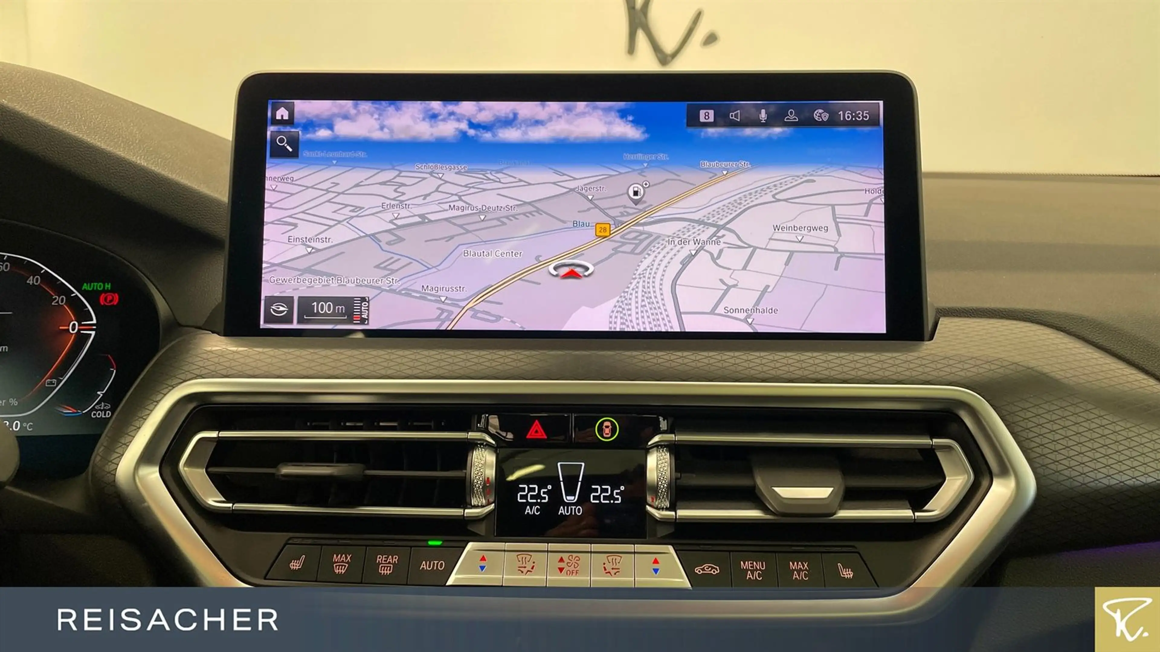 BMW X4 xDrive30i M-Sport Pano AHK RFK PDC LCPr 19"LM — photo 13