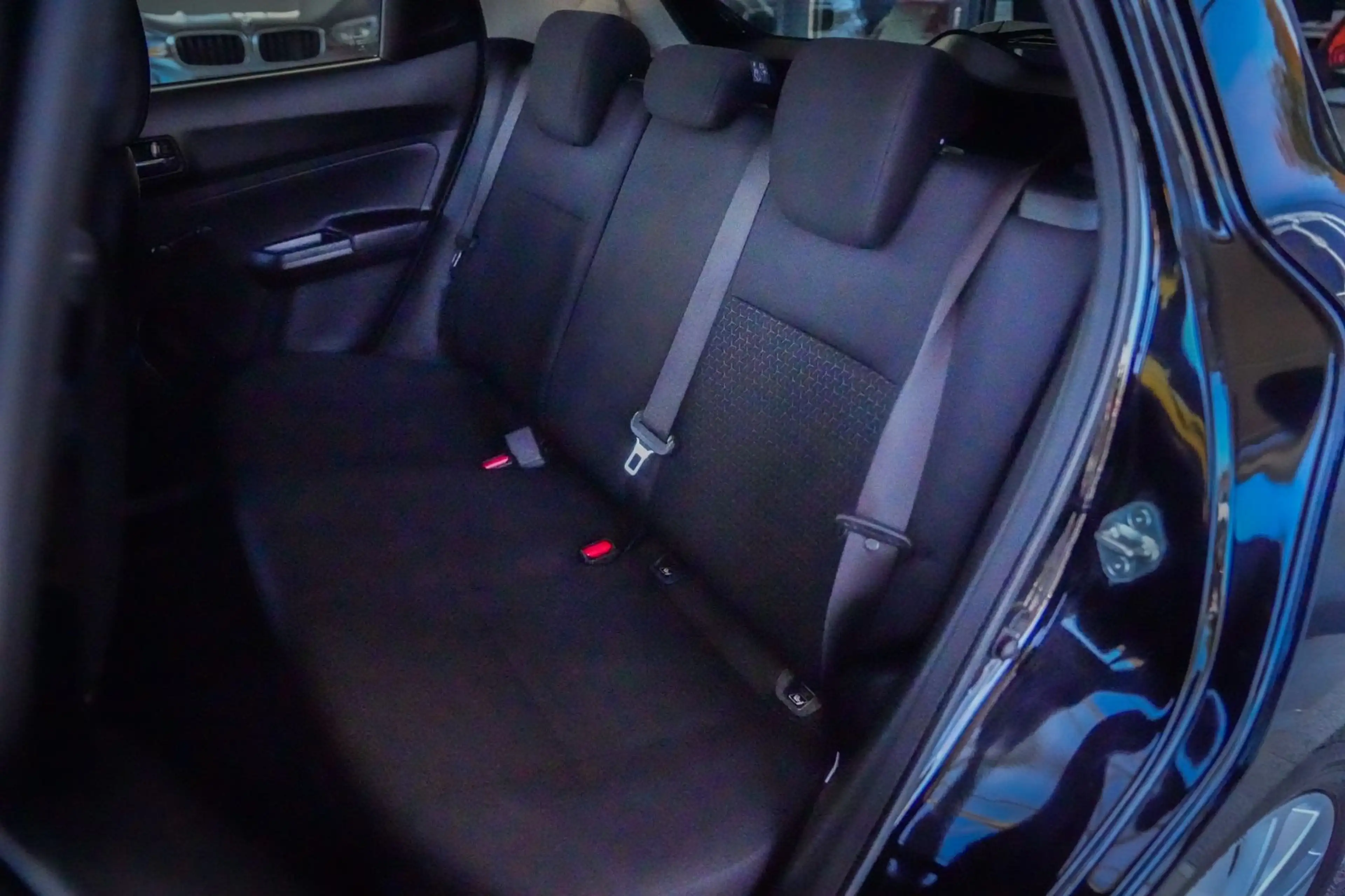 Suzuki Swift Basic *1.Hand/SHZ/Klima* — photo 14