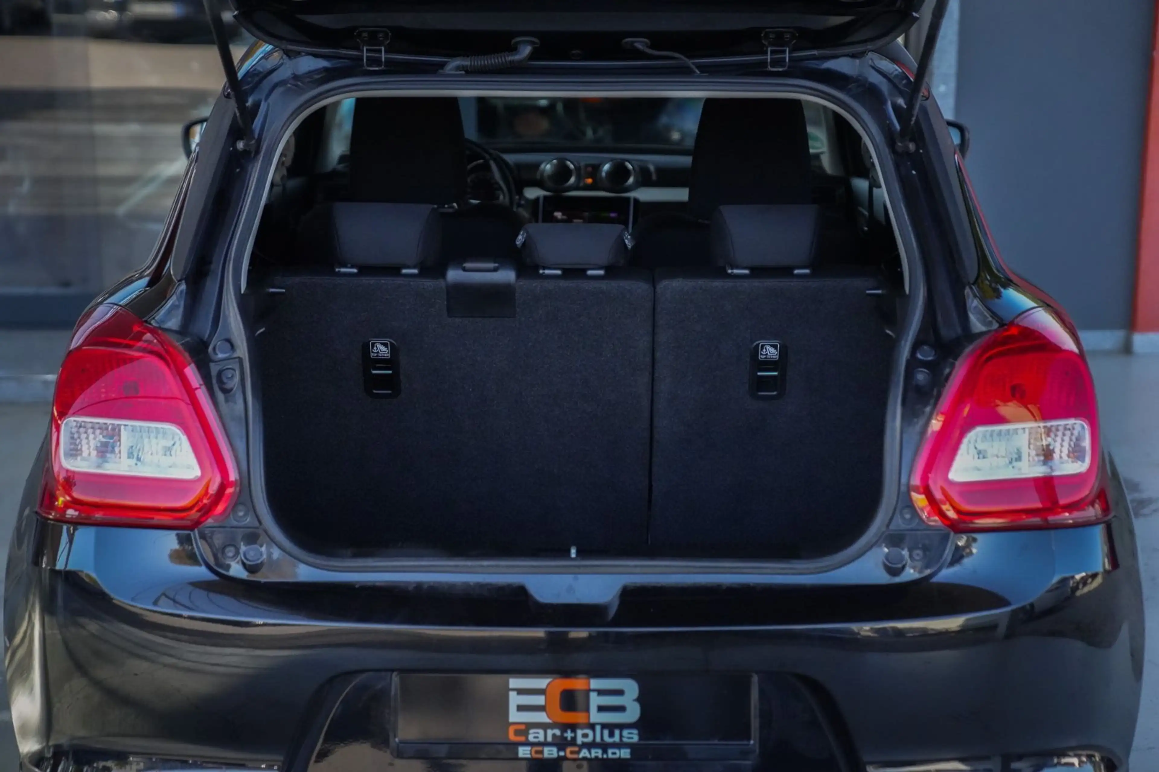 Suzuki Swift Basic *1.Hand/SHZ/Klima* — photo 15