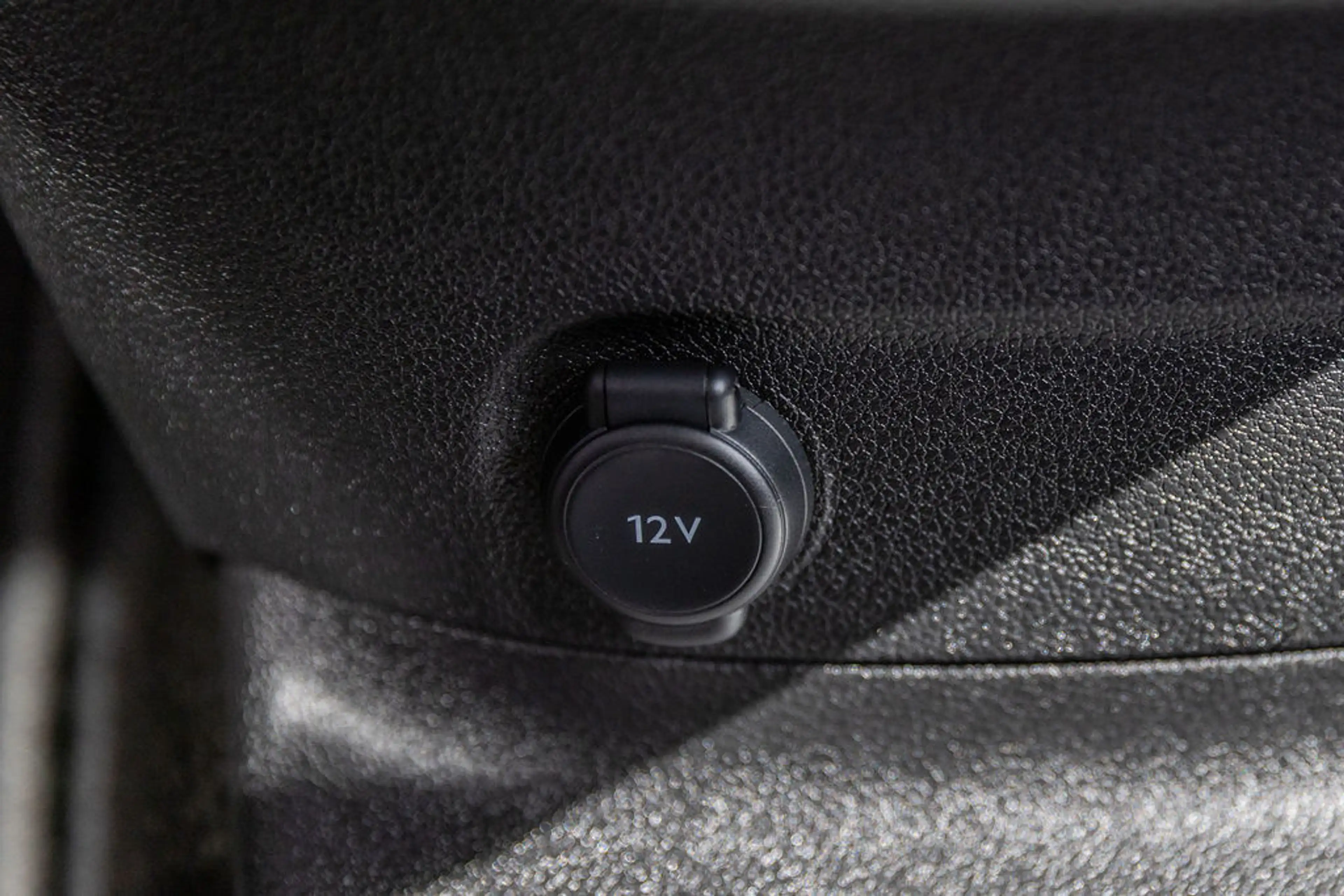 Opel Combo-e Electric 136 L1 50kWh — photo 25