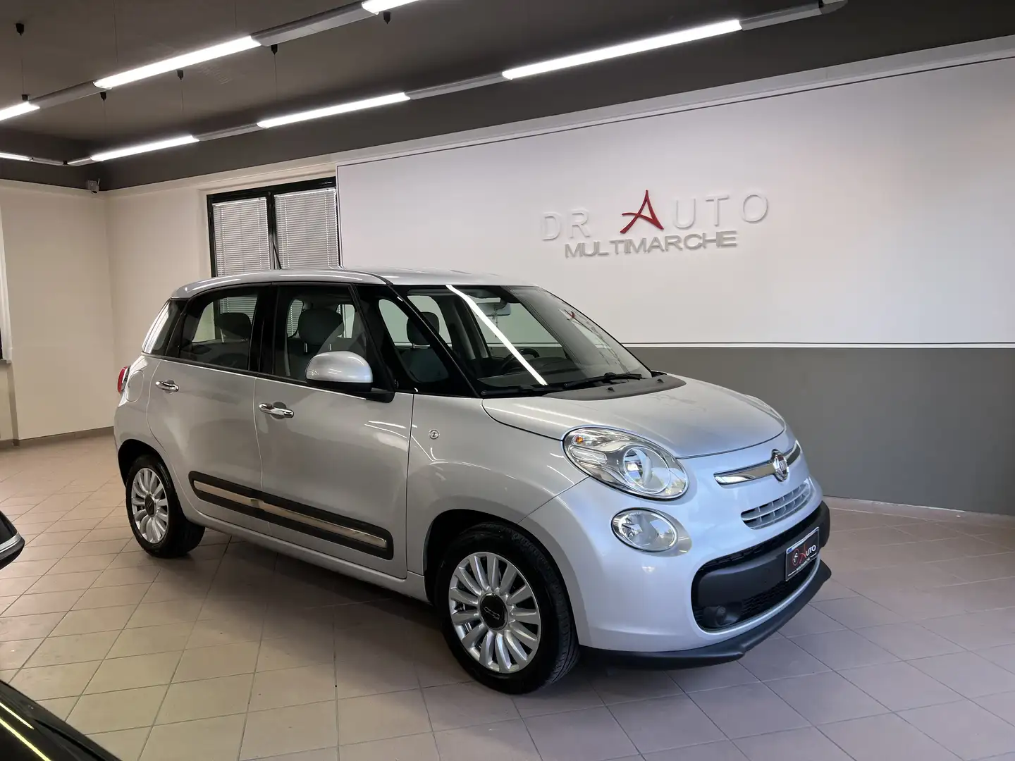 Fiat 500L 1.3 mjt Lounge 85cv UNICO PROPRIETARIO - 1
