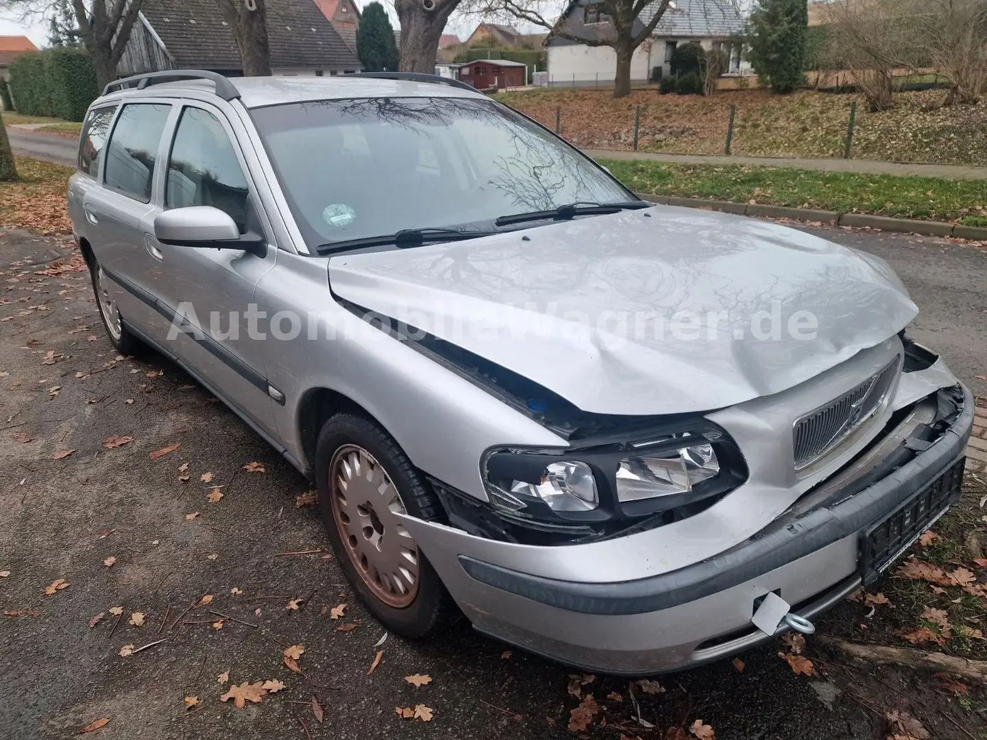 Volvo V70 Kombi D5 Motor + Getriebe + Airbags OK !!! Argent - 2