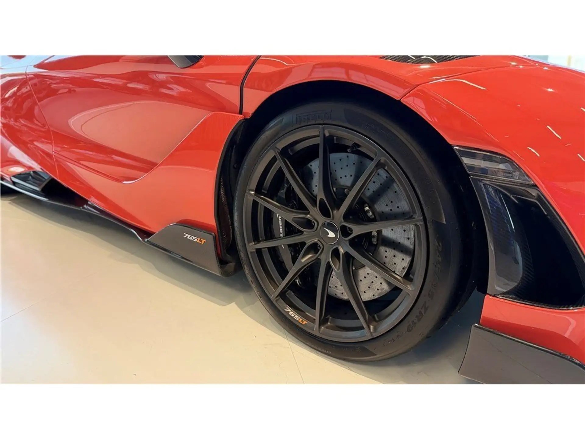 맥라렌 765LT 765 2020 레드 사진 5