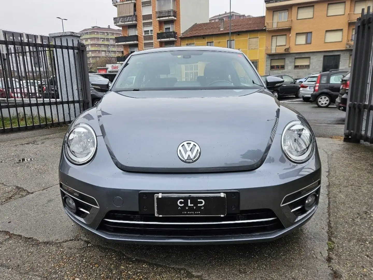 Volkswagen Maggiolino 2.0 TDI Design BlueMotion Technology Сірий - 2