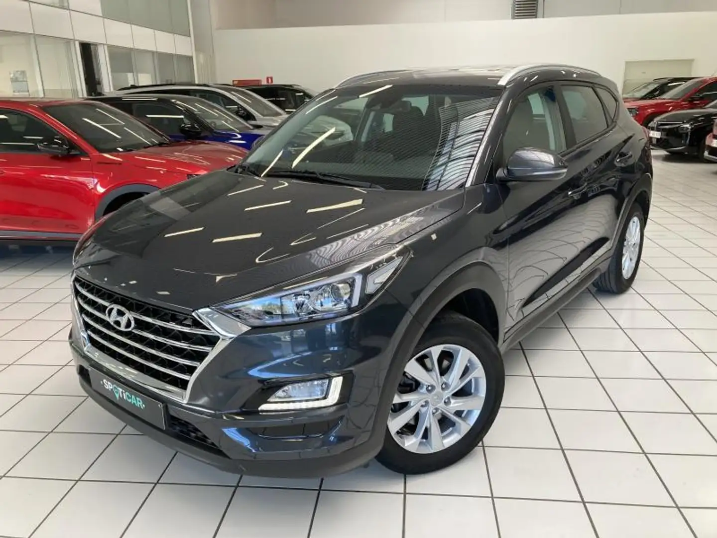 Hyundai TUCSON *** Tucson *** Schwarz - 1