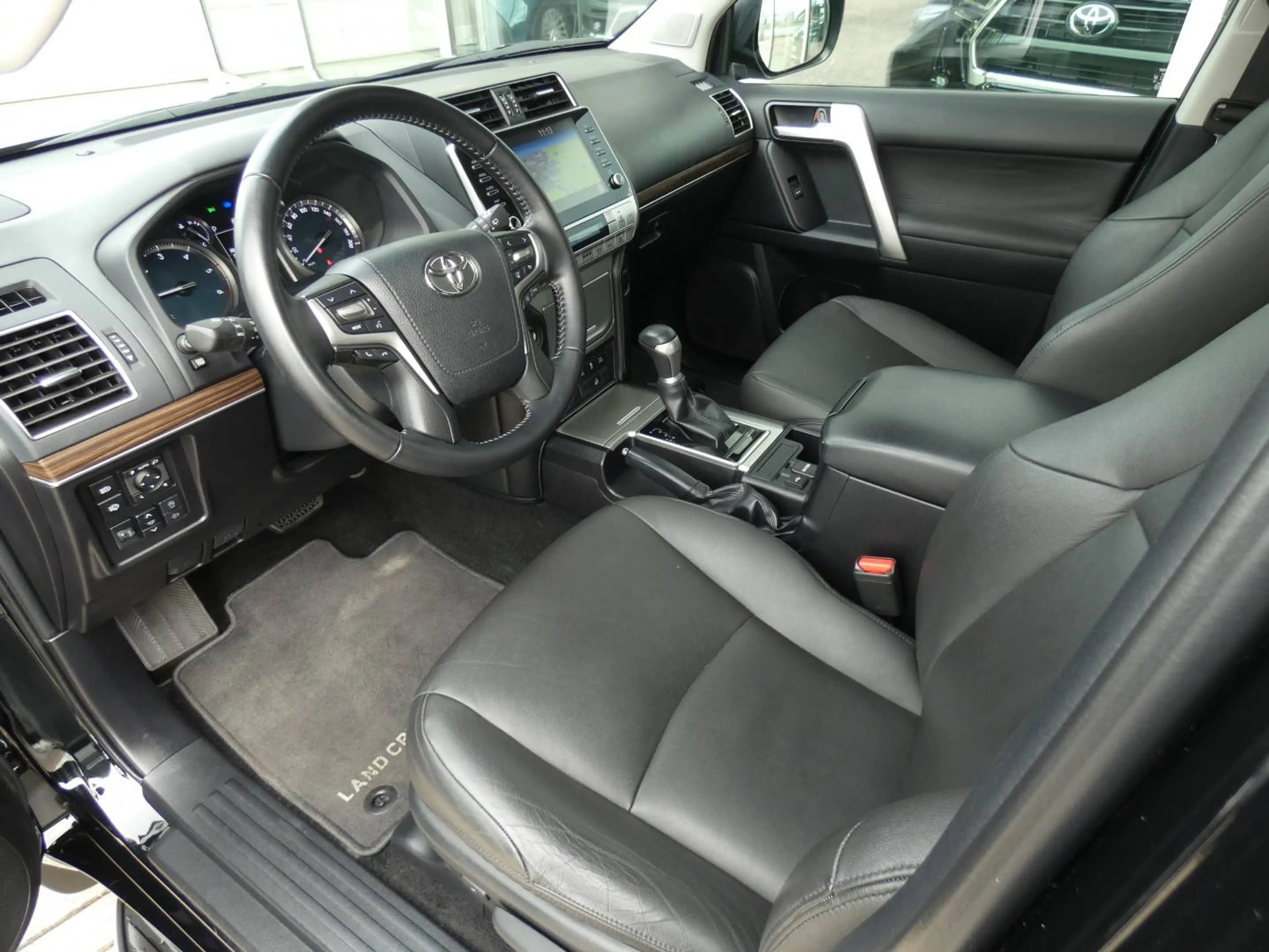 Toyota Land Cruiser Automaat *47893+btw* STYLE +WINCH +LEDER +LICHTE VRACHT +3500KG SLEEPVERMOGEN +360°CAMERA +OPEN DAK — photo 12