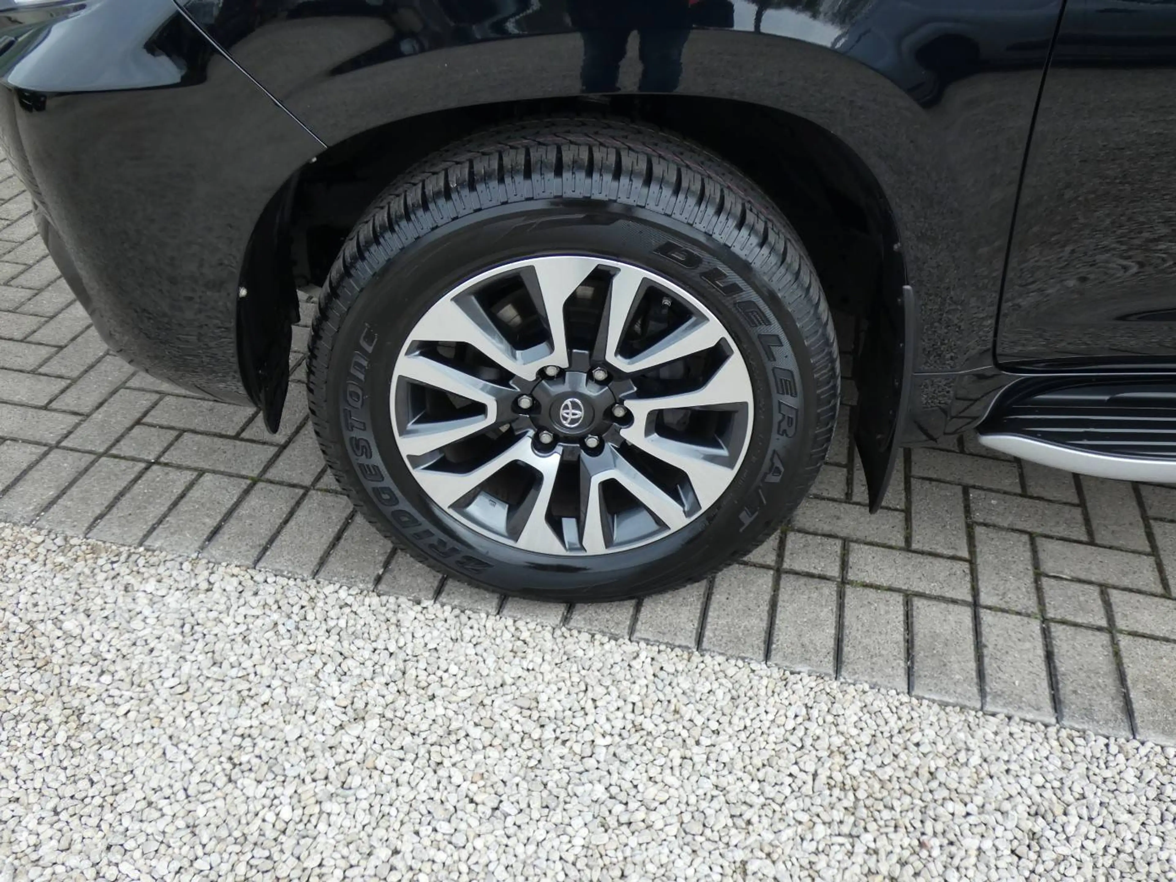 Toyota Land Cruiser Automaat *47893+btw* STYLE +WINCH +LEDER +LICHTE VRACHT +3500KG SLEEPVERMOGEN +360°CAMERA +OPEN DAK — photo 5