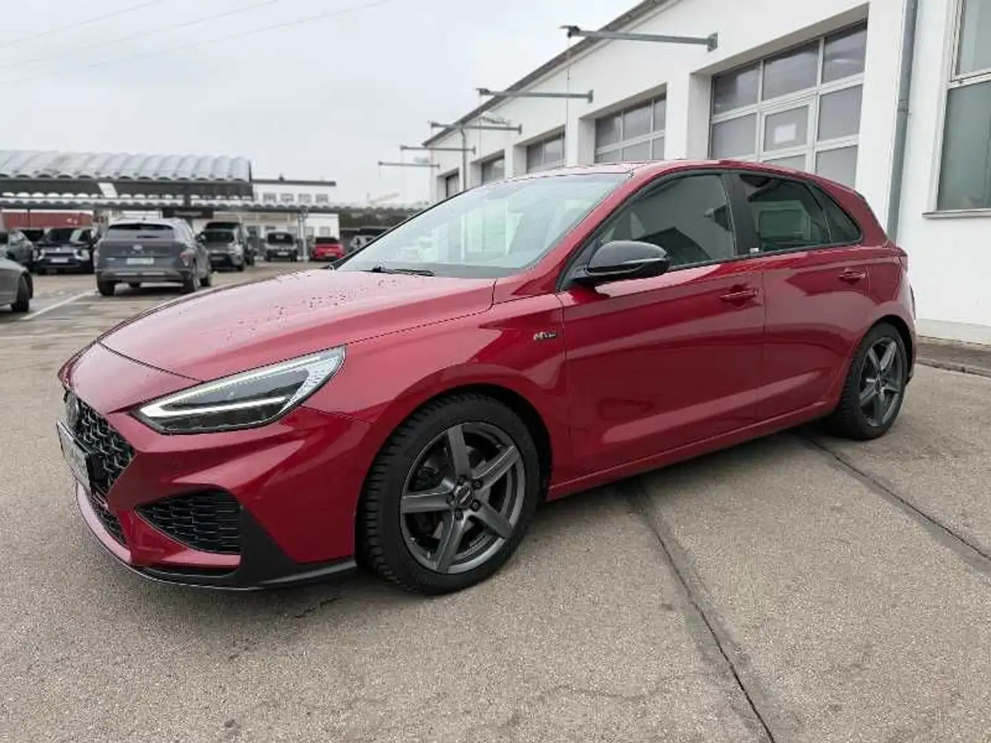 Hyundai i30 1.5 N-LINE / DCT / Sitzpaket / AHK / WR Rot - 1