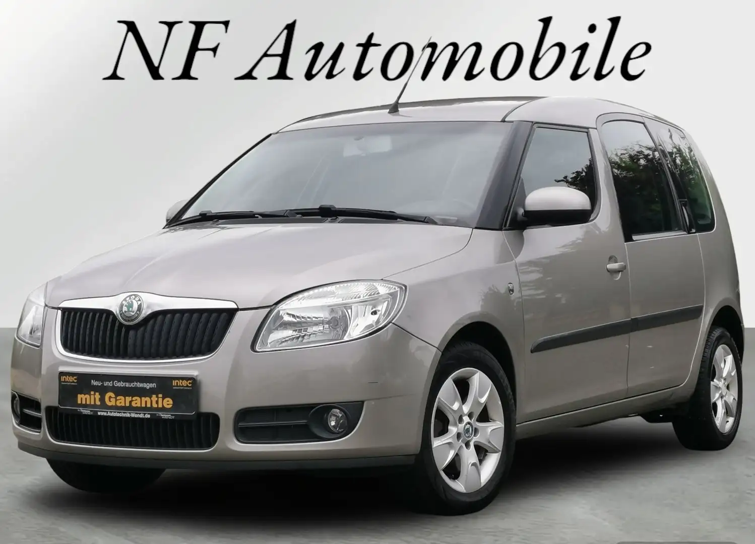 Skoda Roomster Comfort*Automatik*Sitzheizung*Anhängerk.*Tempo Beige - 1