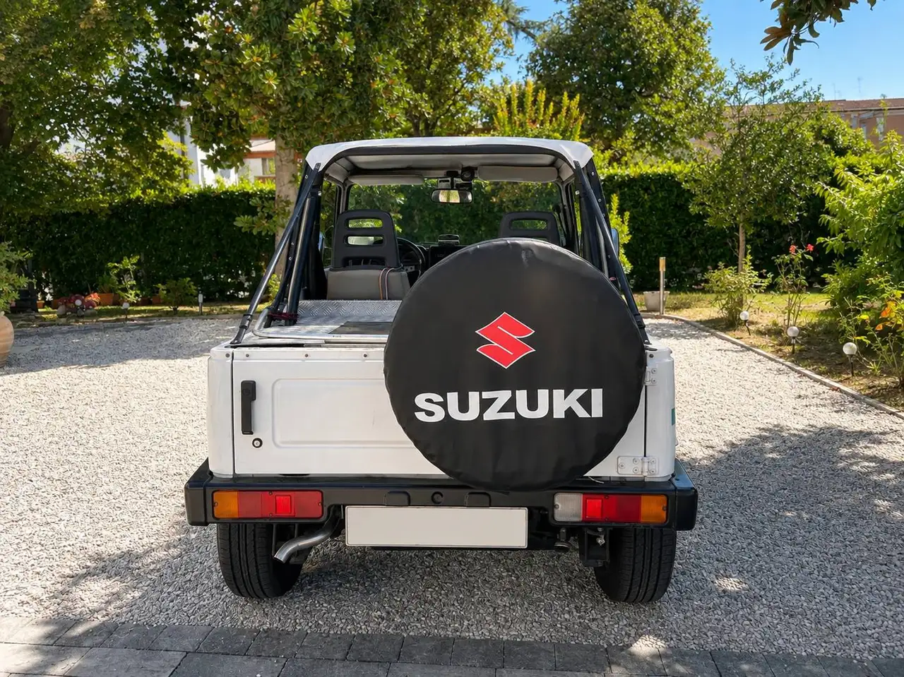 Suzuki Santana SJ, foto 4