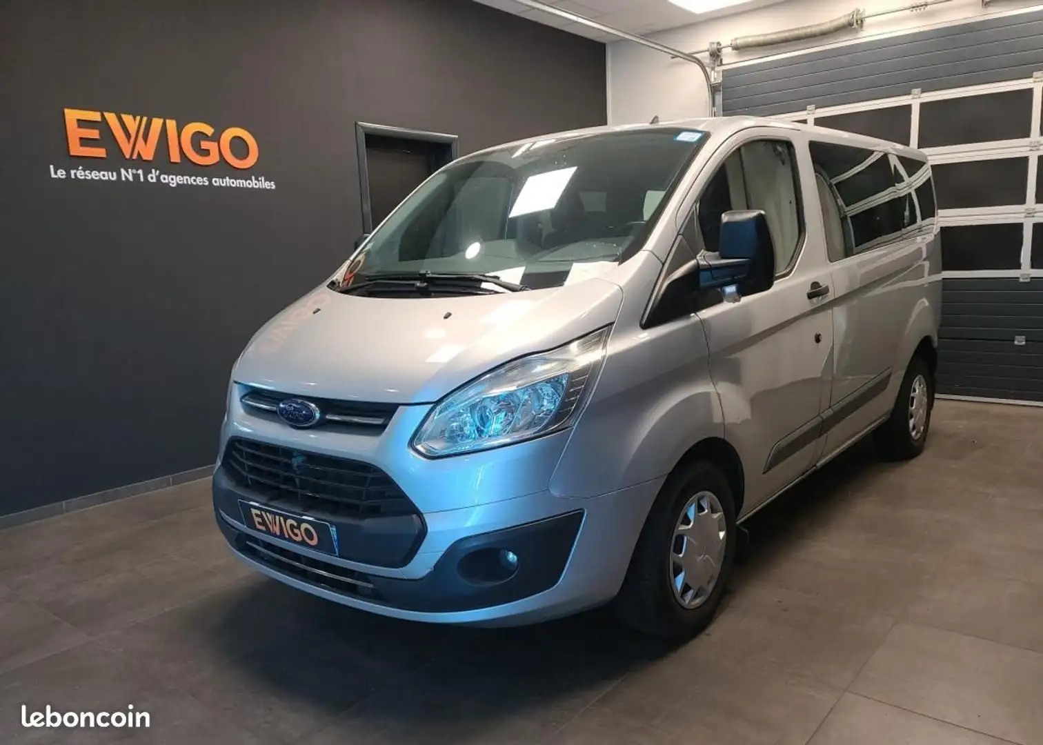 Ford Transit CUSTOM COMBI 2.0 TDCI 130ch TREND BUSINESS 9 PLACE Gris - 1
