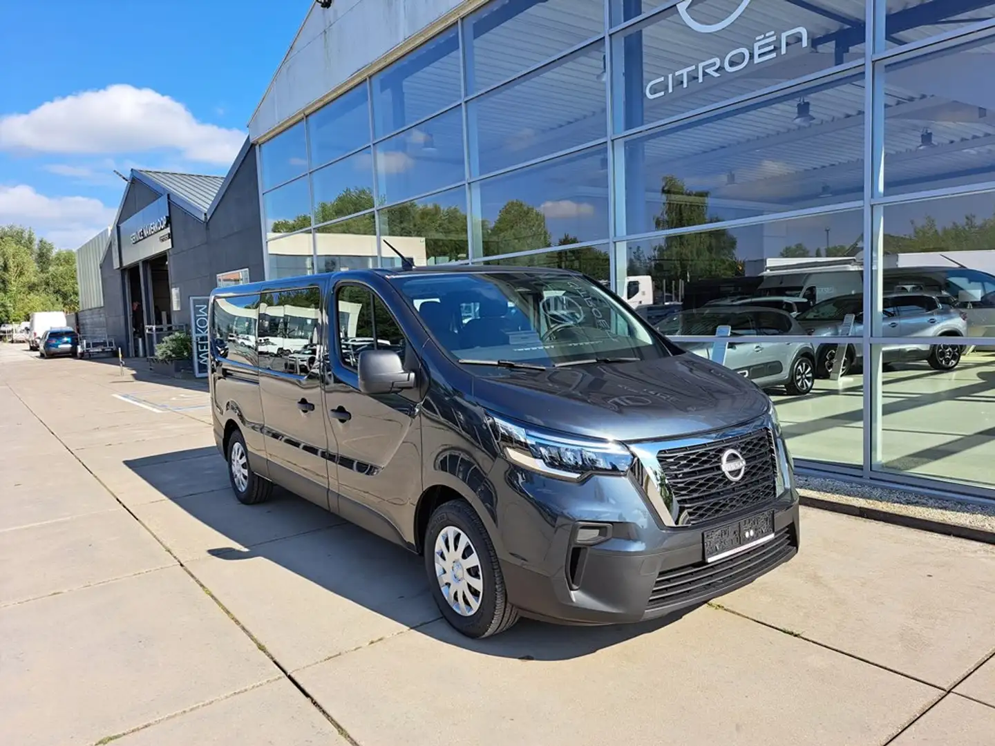 Nissan Primastar L2H1  2.0 DCI 150 DCT COMBI AUTOMAAT Gri - 1