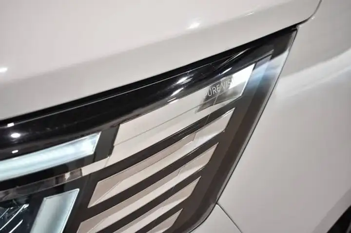 Renault Trafic 2022, foto 24