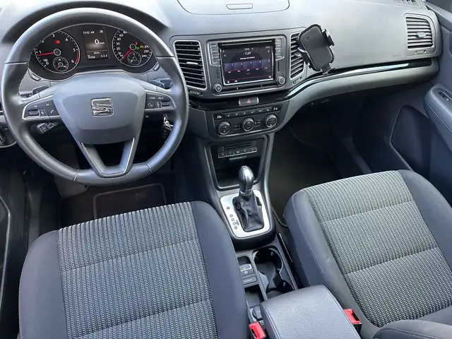 SEAT Alhambra view 12