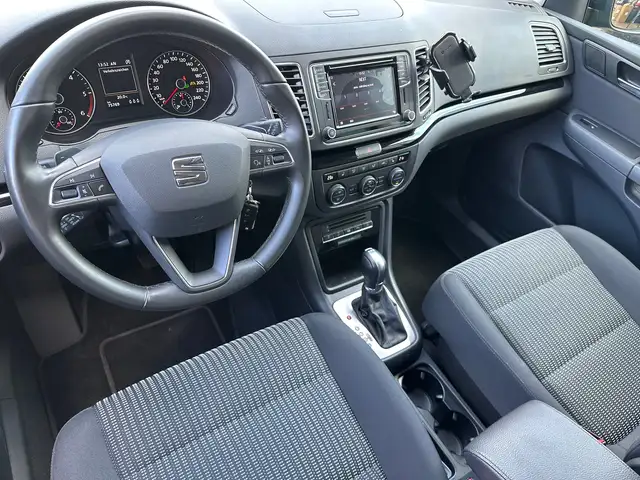 SEAT Alhambra view 9