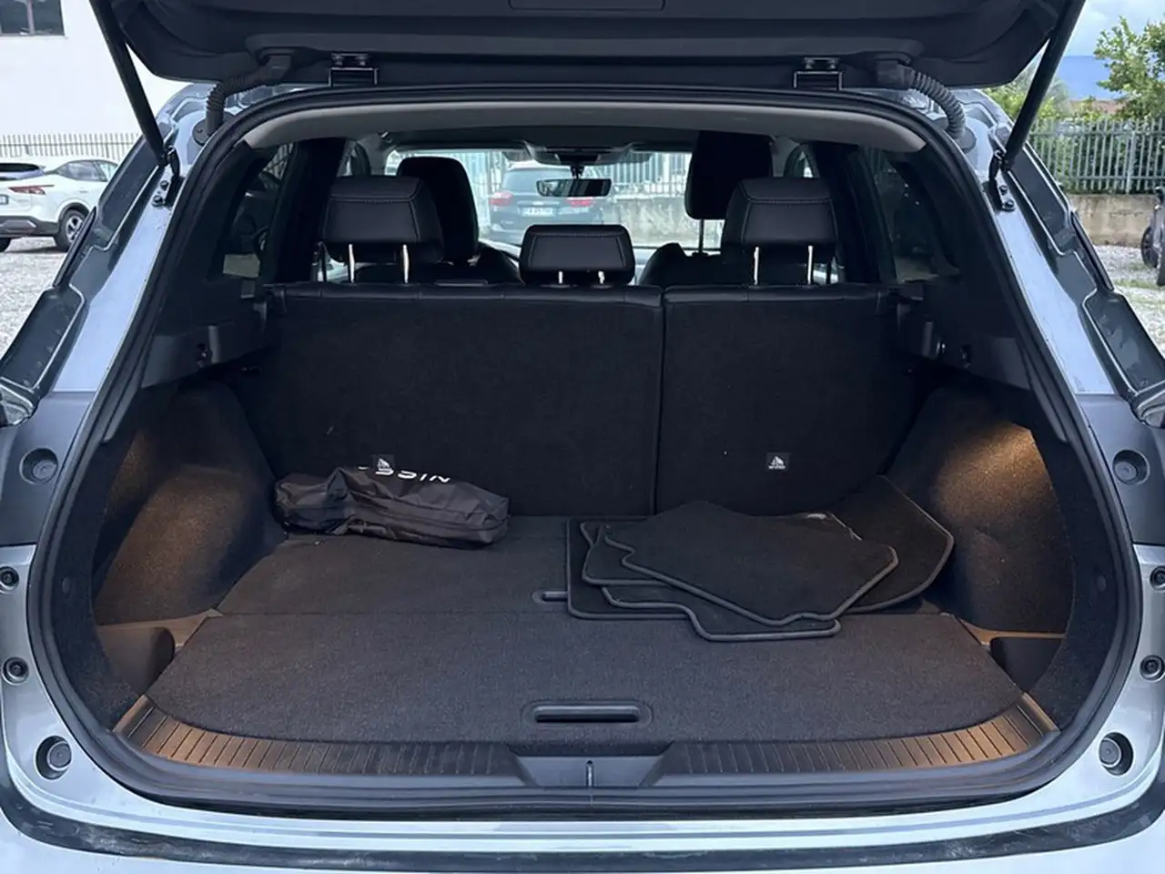 Nissan Qashqai 1.3 mhev n-connecta 2wd 140cv 12