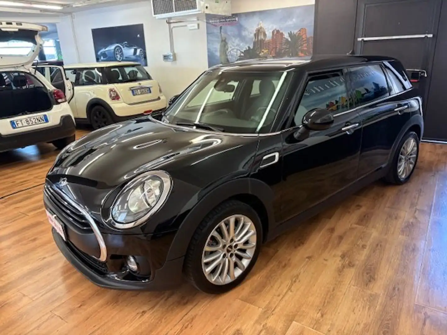 MINI One Clubman Mini Clubman 1.5 One Hype auto Чёрный - 1