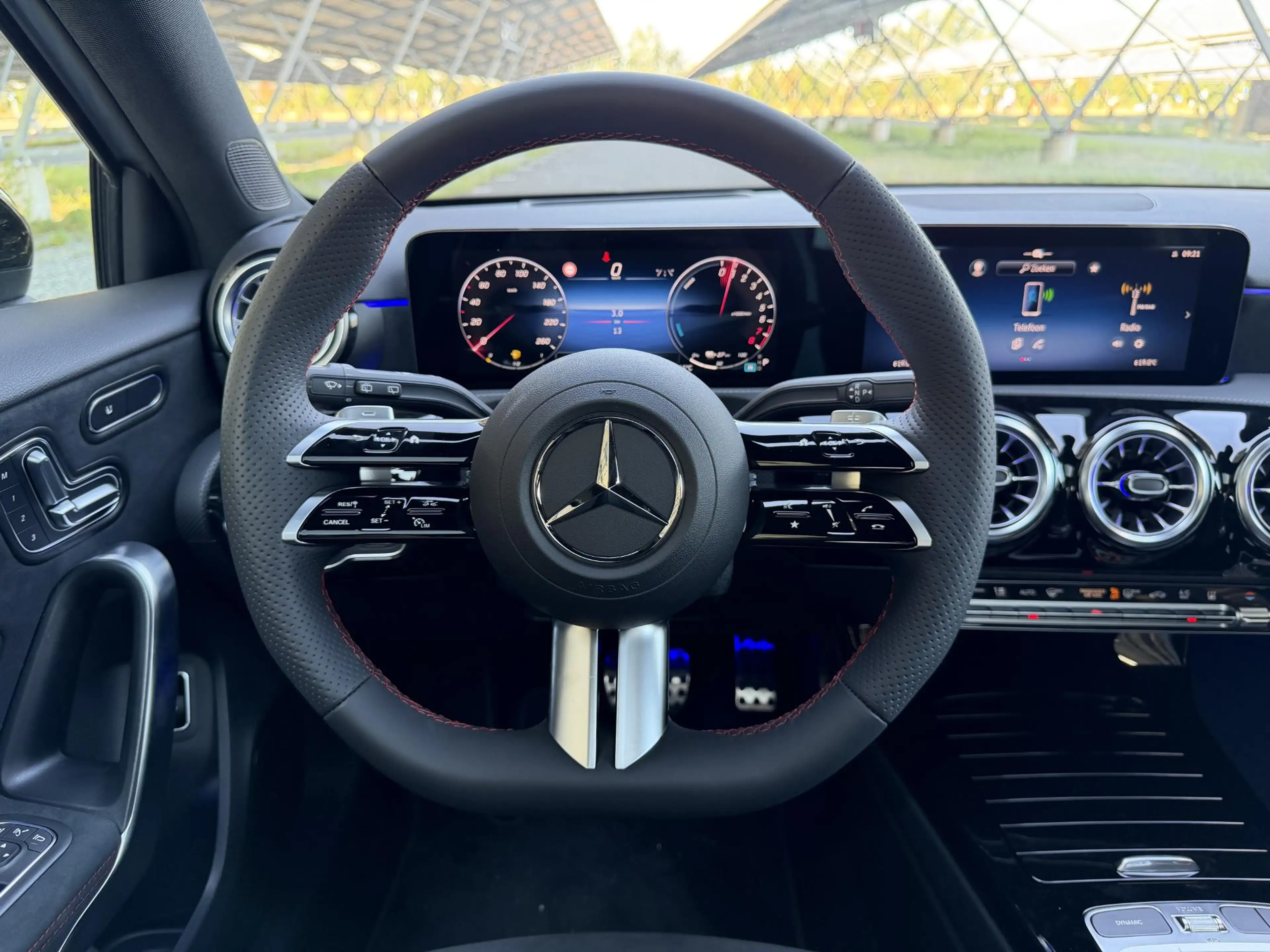 Mercedes-Benz A 250 250e Business Solution AMG | Night | Panoramadak | — photo 14