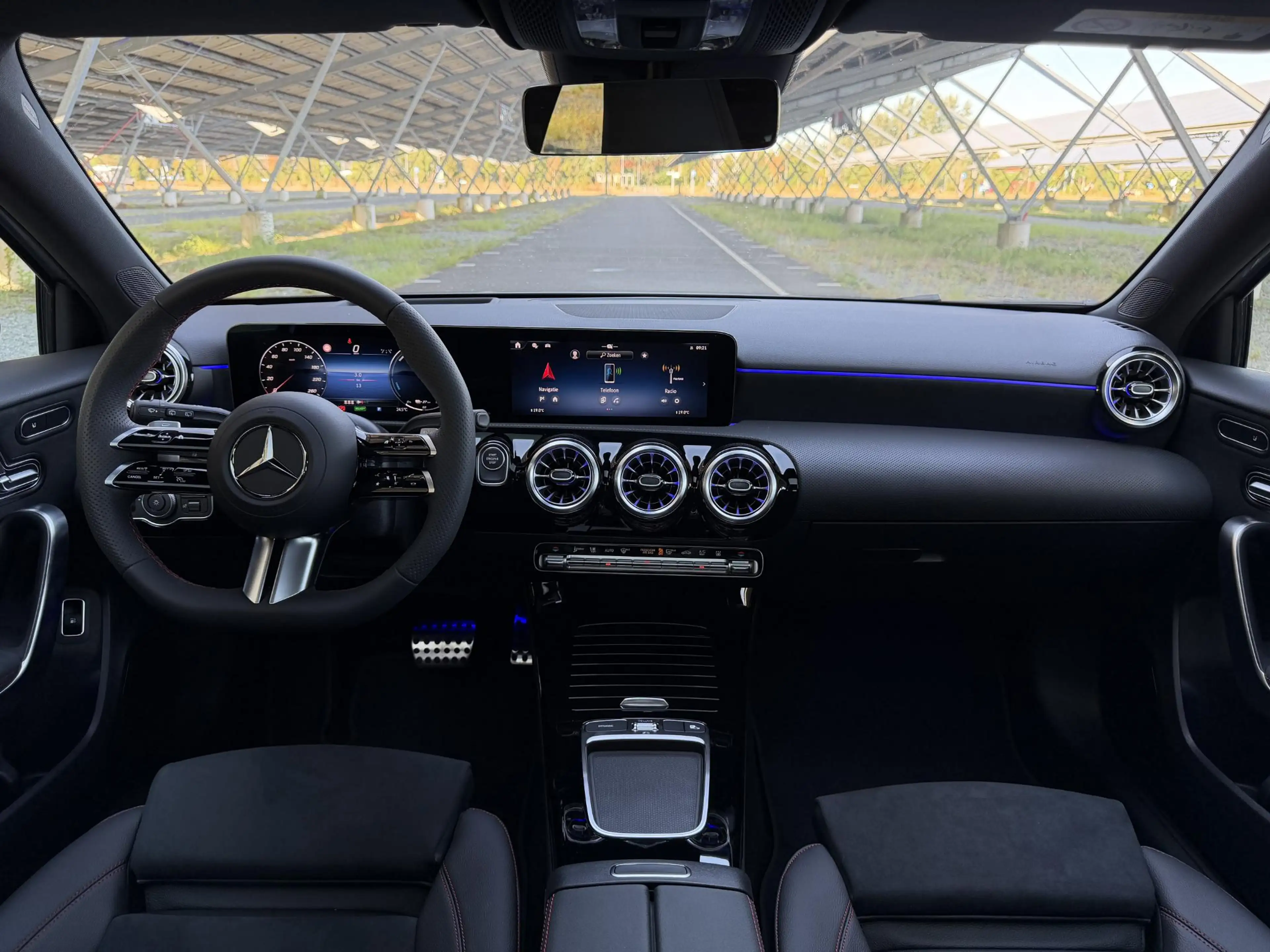 Mercedes-Benz A 250 250e Business Solution AMG | Night | Panoramadak | — photo 13