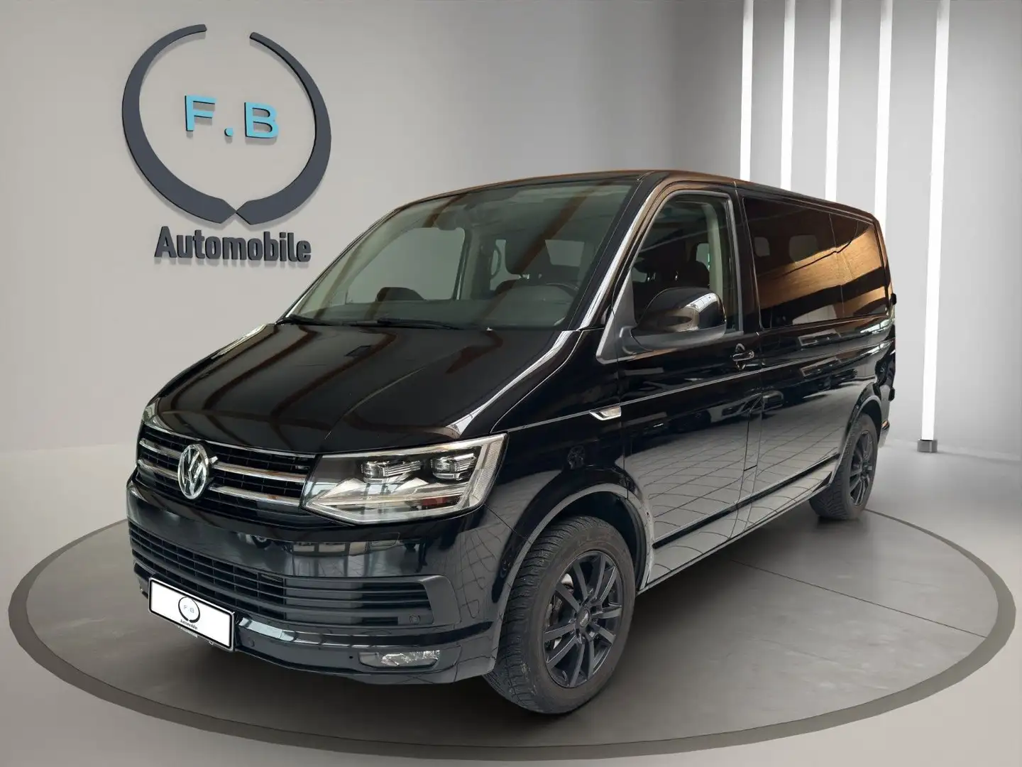 Volkswagen T6 Caravelle /7SITZER/AHK/TOP GEPFLEGT - 2