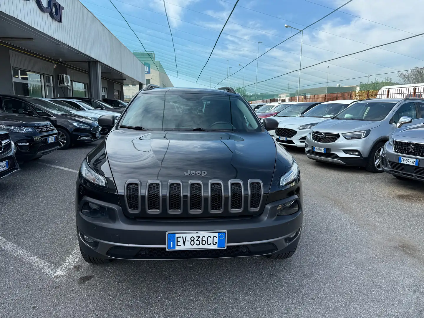 Jeep Cherokee Cherokee 5p 3.2 TRAILHAWK Schwarz - 2