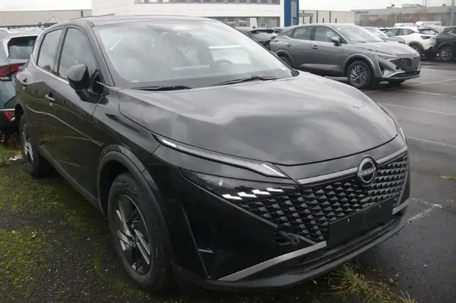 Nissan Qashqai 1.3 AT MHEV MJ2025 Carplay LED Klimauto