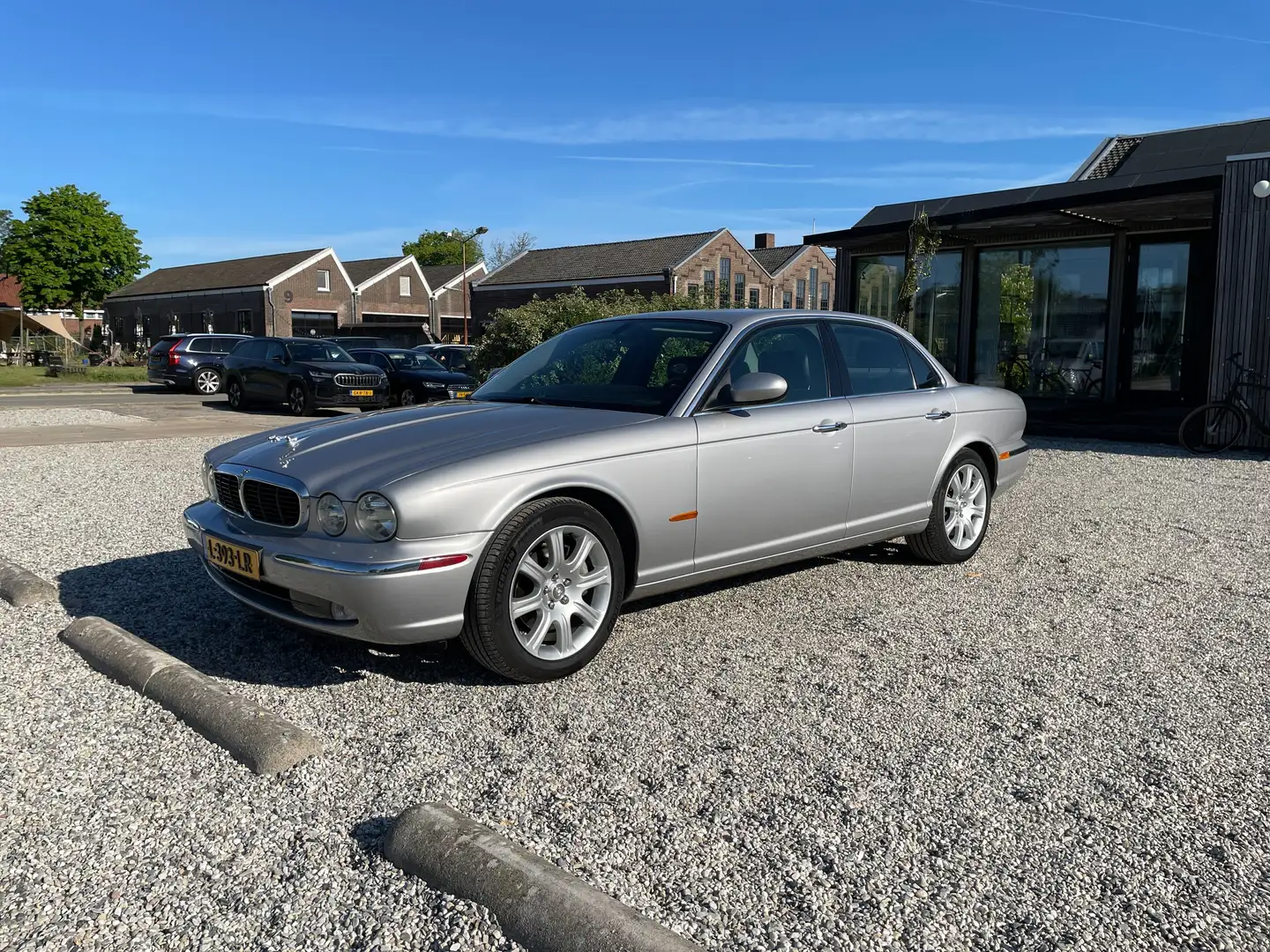 Jaguar XJ8 XJ 4.2 V8 Executive - topstaat - btw Срібний - 1
