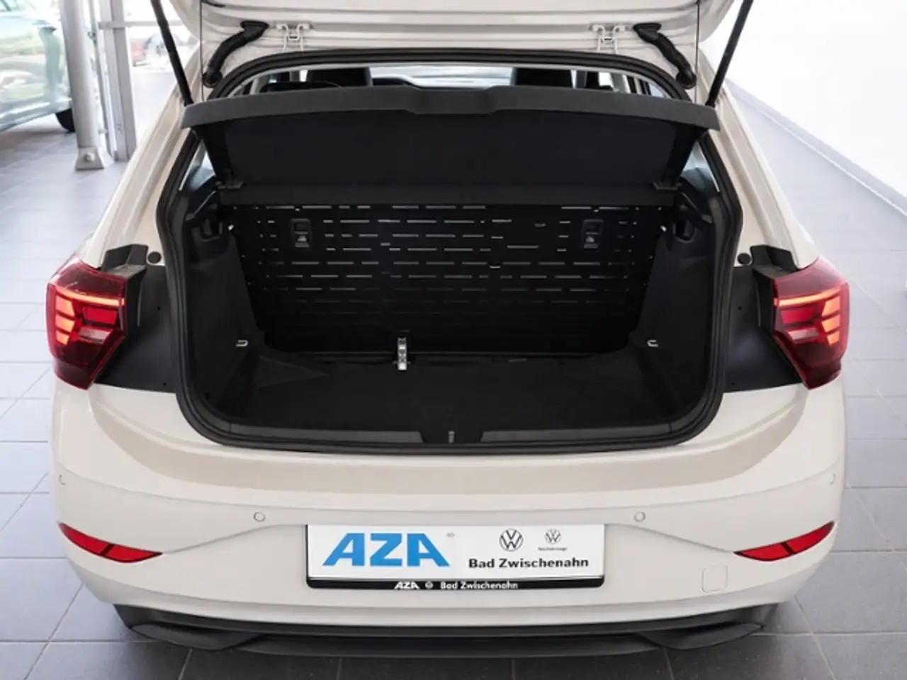 Volkswagen Polo 1.0 MPI Basis | App-Connect | Sitzheizung 11