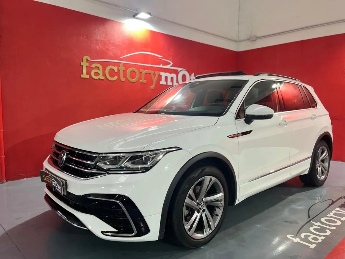 Volkswagen Tiguan 2.0TDI R-Line DSG 110kW Blanco - 2