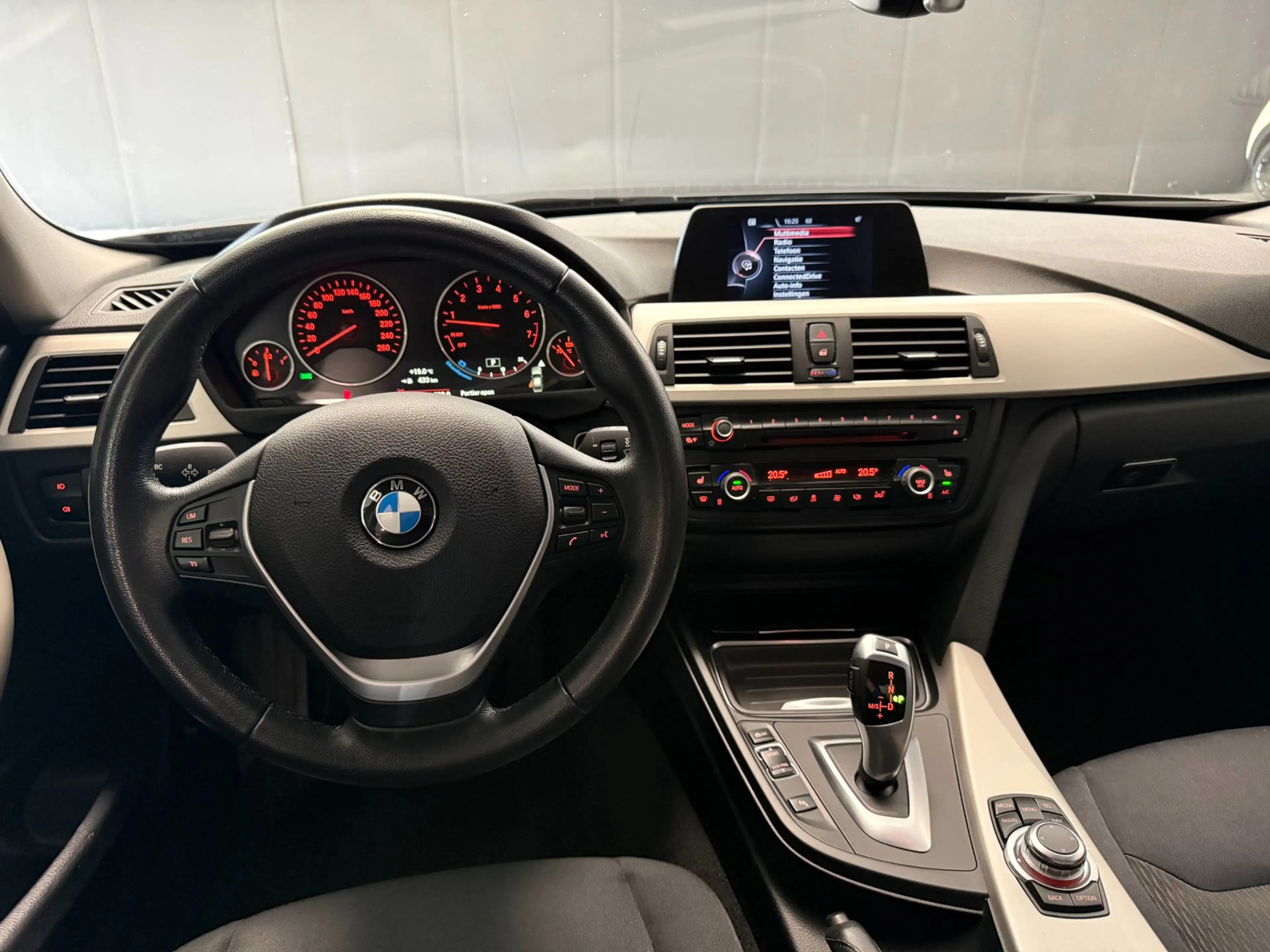 BMW 316 3-serie 316i High Executive|TREKHAAK|PDC|CRUISE|ST — photo 11