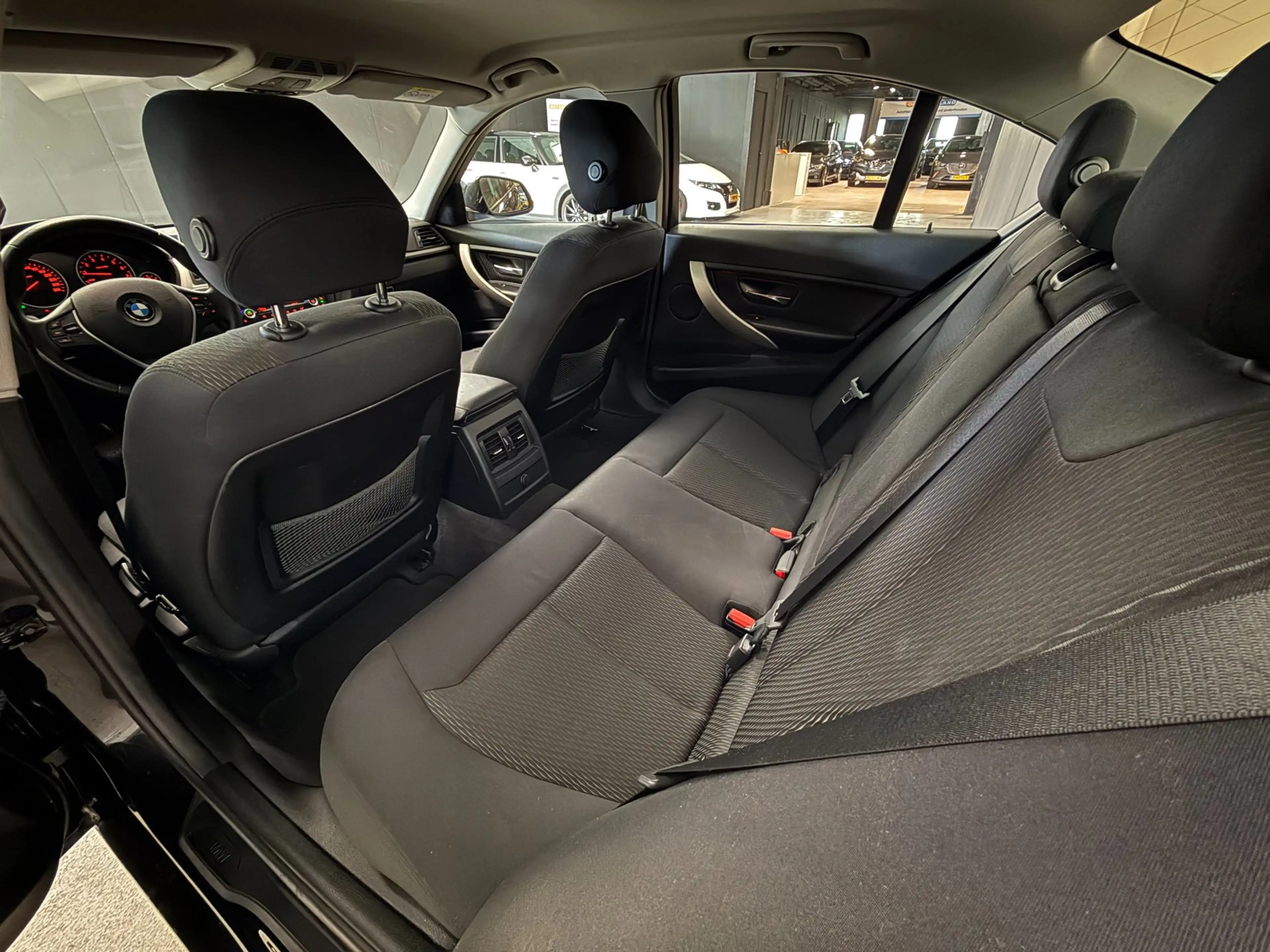 BMW 316 3-serie 316i High Executive|TREKHAAK|PDC|CRUISE|ST — photo 26