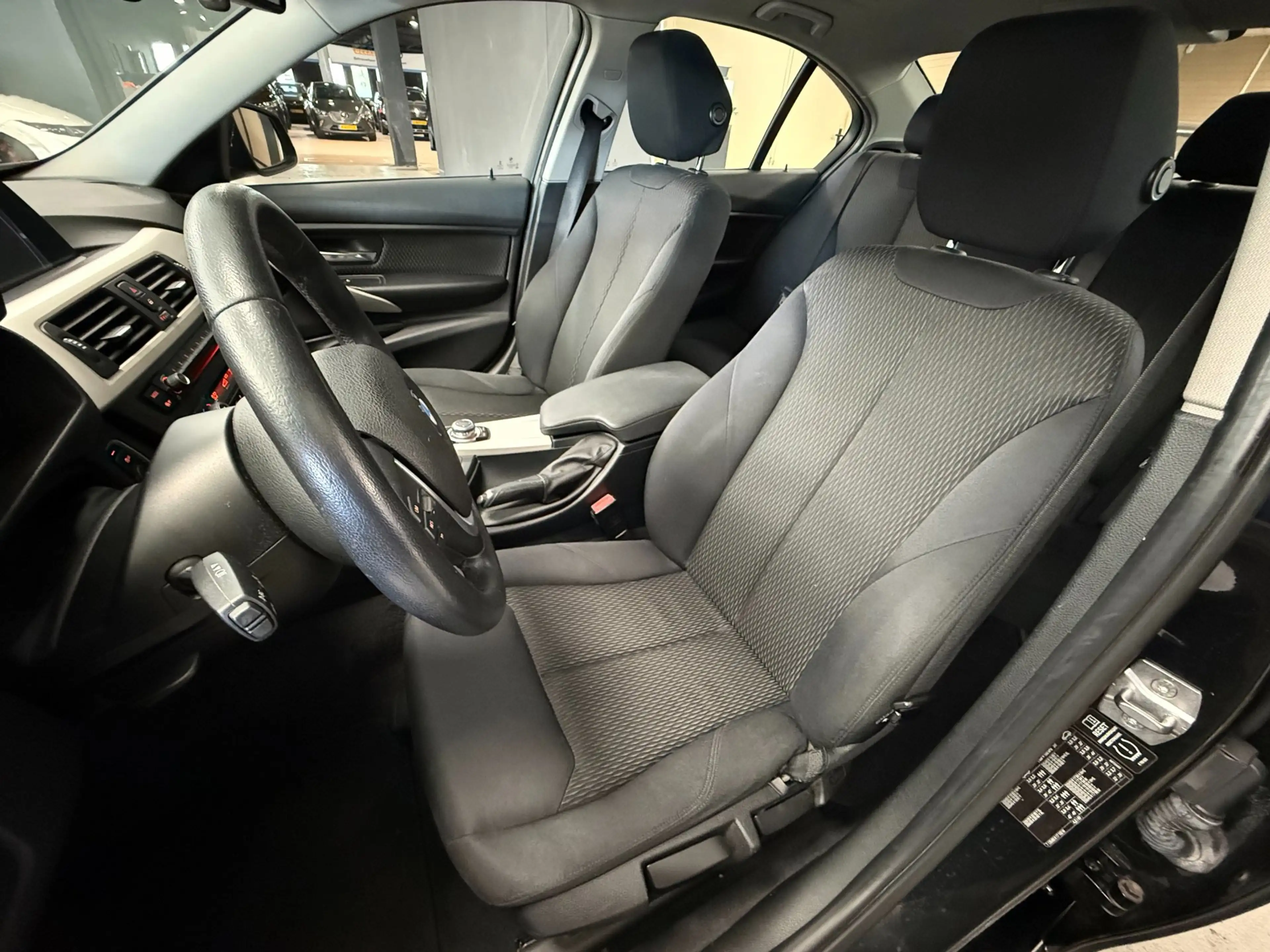 BMW 316 3-serie 316i High Executive|TREKHAAK|PDC|CRUISE|ST — photo 25