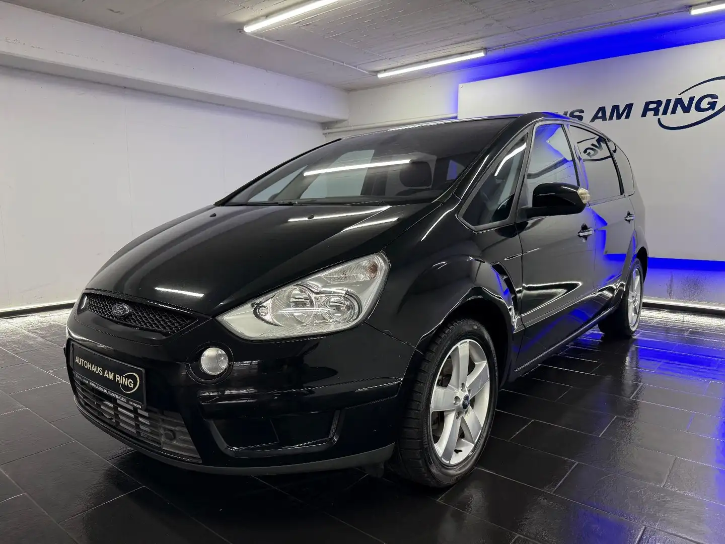 Ford S-Max Titanium 7-SITZ TÜV:11/27 2-ZONE SZHZG ALU Schwarz - 2