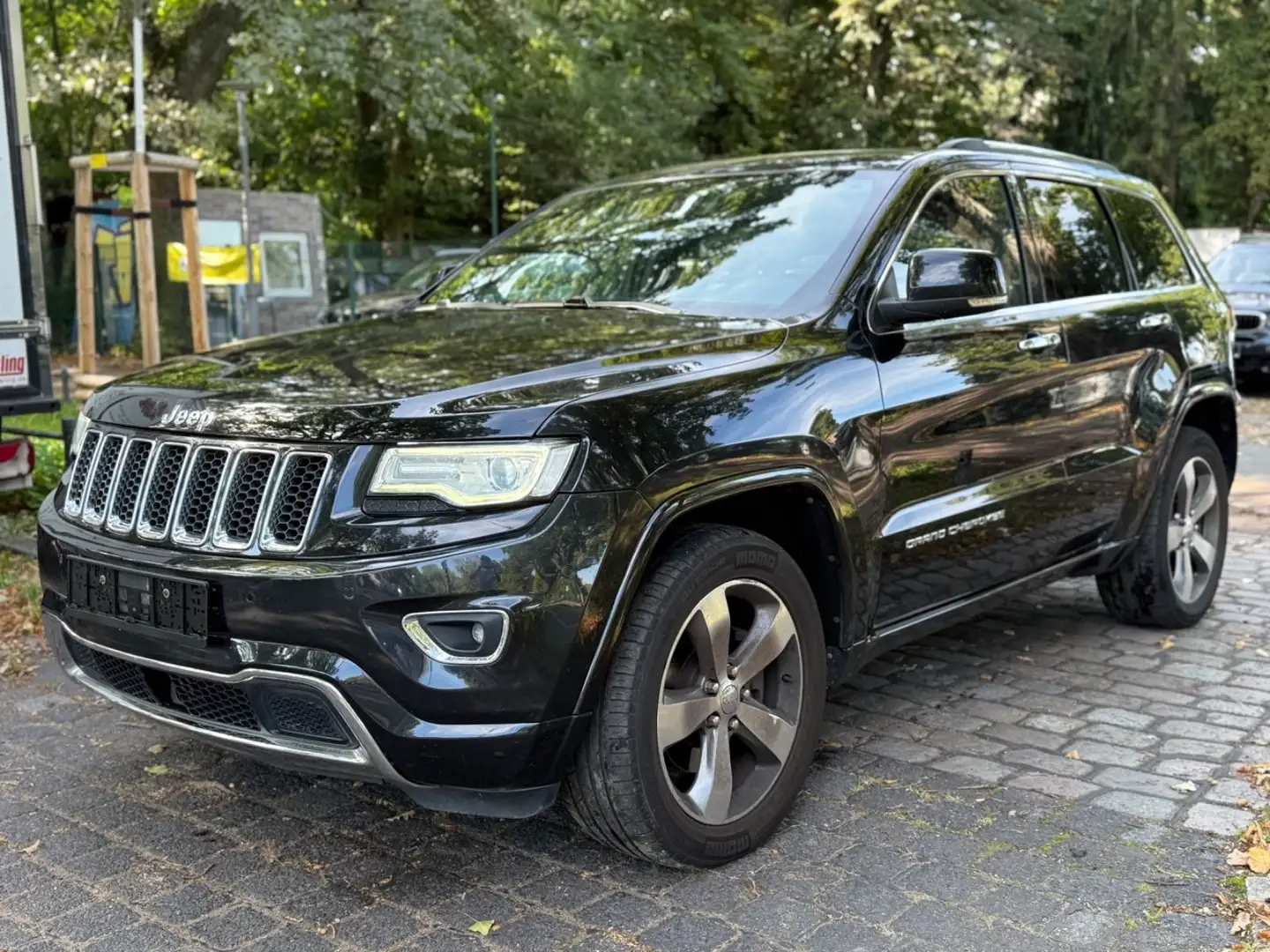 Jeep Grand Cherokee 3.0 CRDOverland//*PANORAMA*//*ACC Schwarz - 1