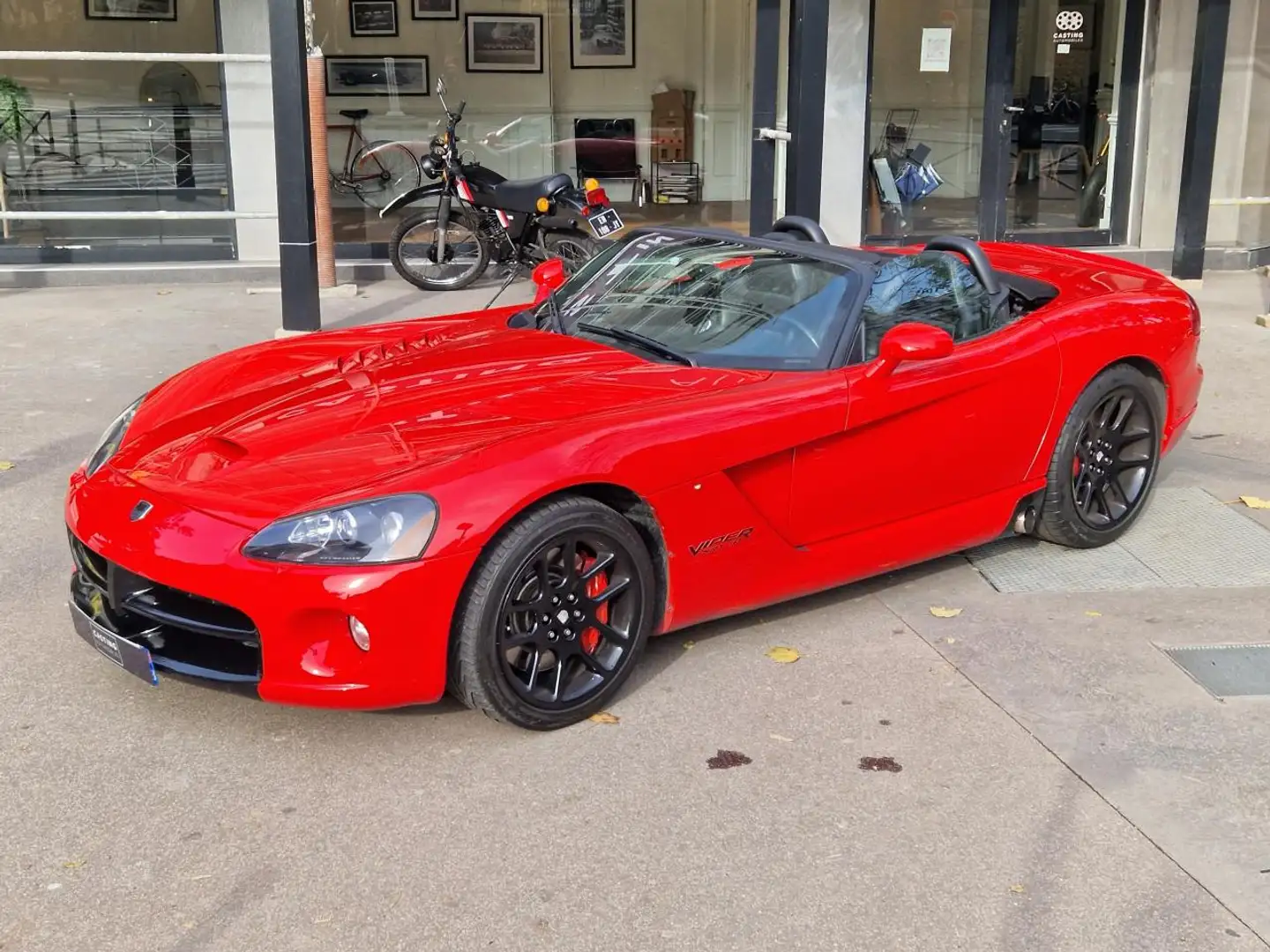 Dodge Viper Viper 8.3 V10  SRT10 . Rouge - 2