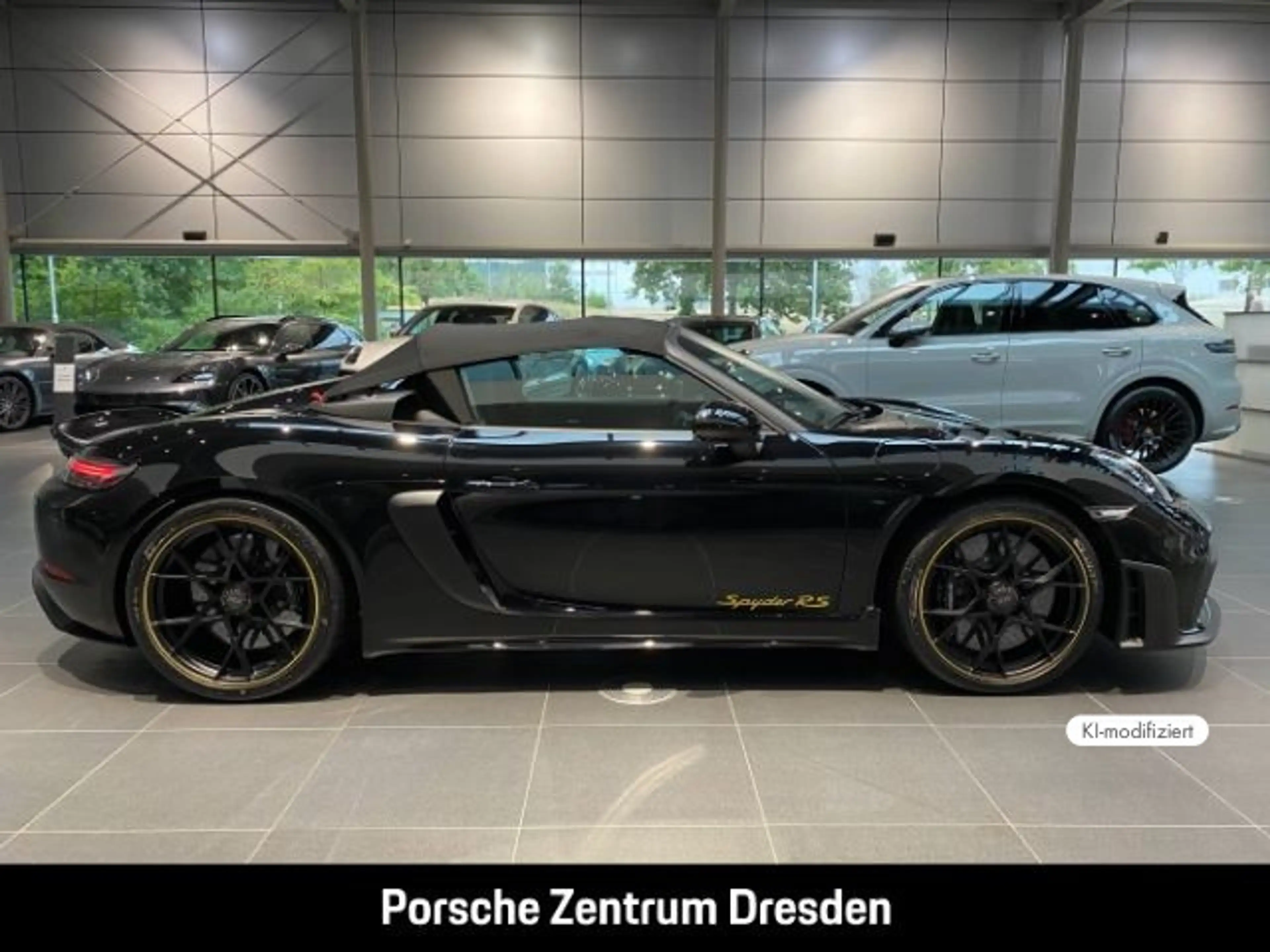 Porsche 718 Spyder RS — photo 8